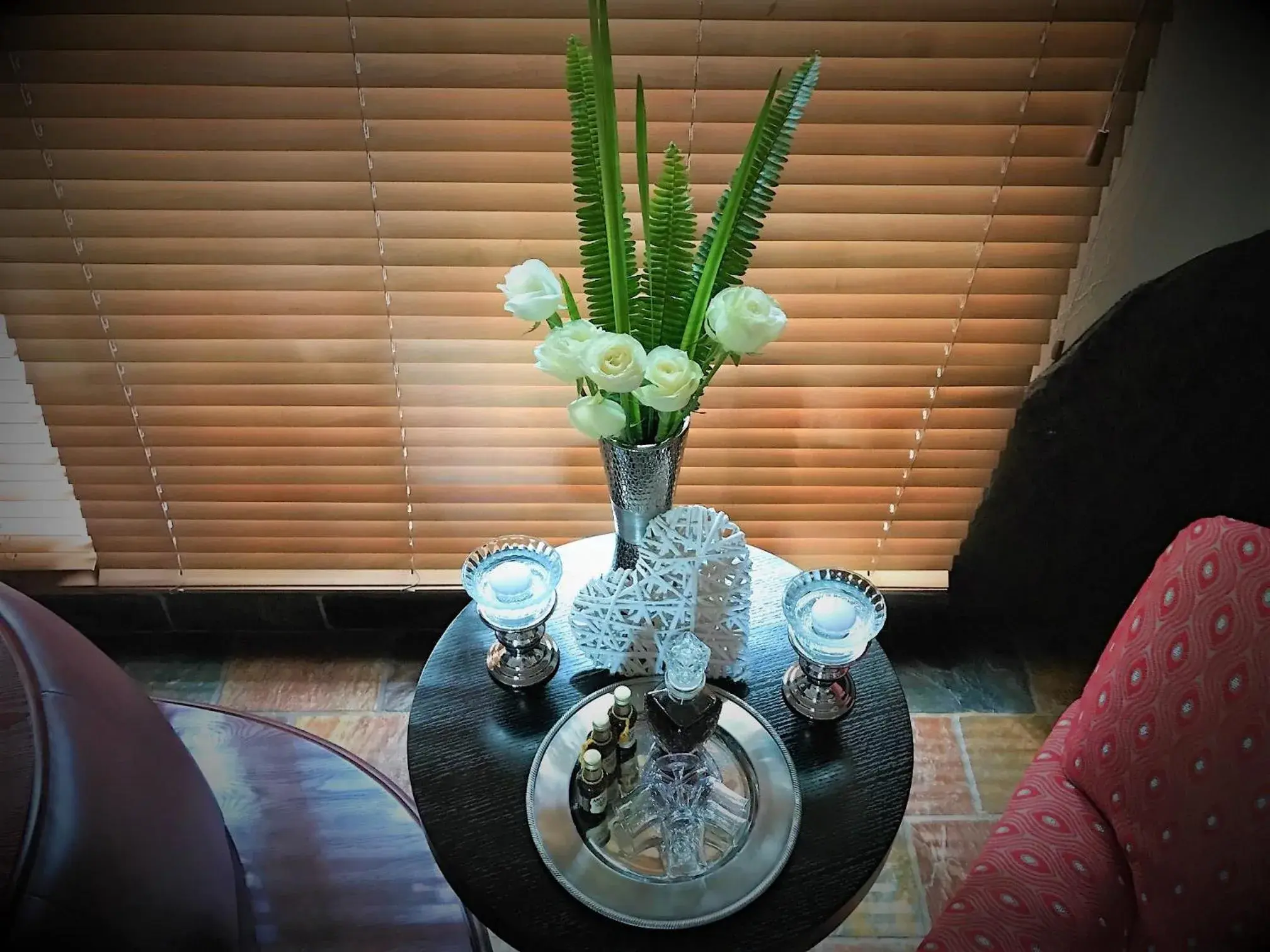 Deluxe King Suite - single occupancy in 61 On Ireland Guest House and Conferencing Deluxe King Suite - single occupancy in 61 On Ireland Guest House and Conferencing