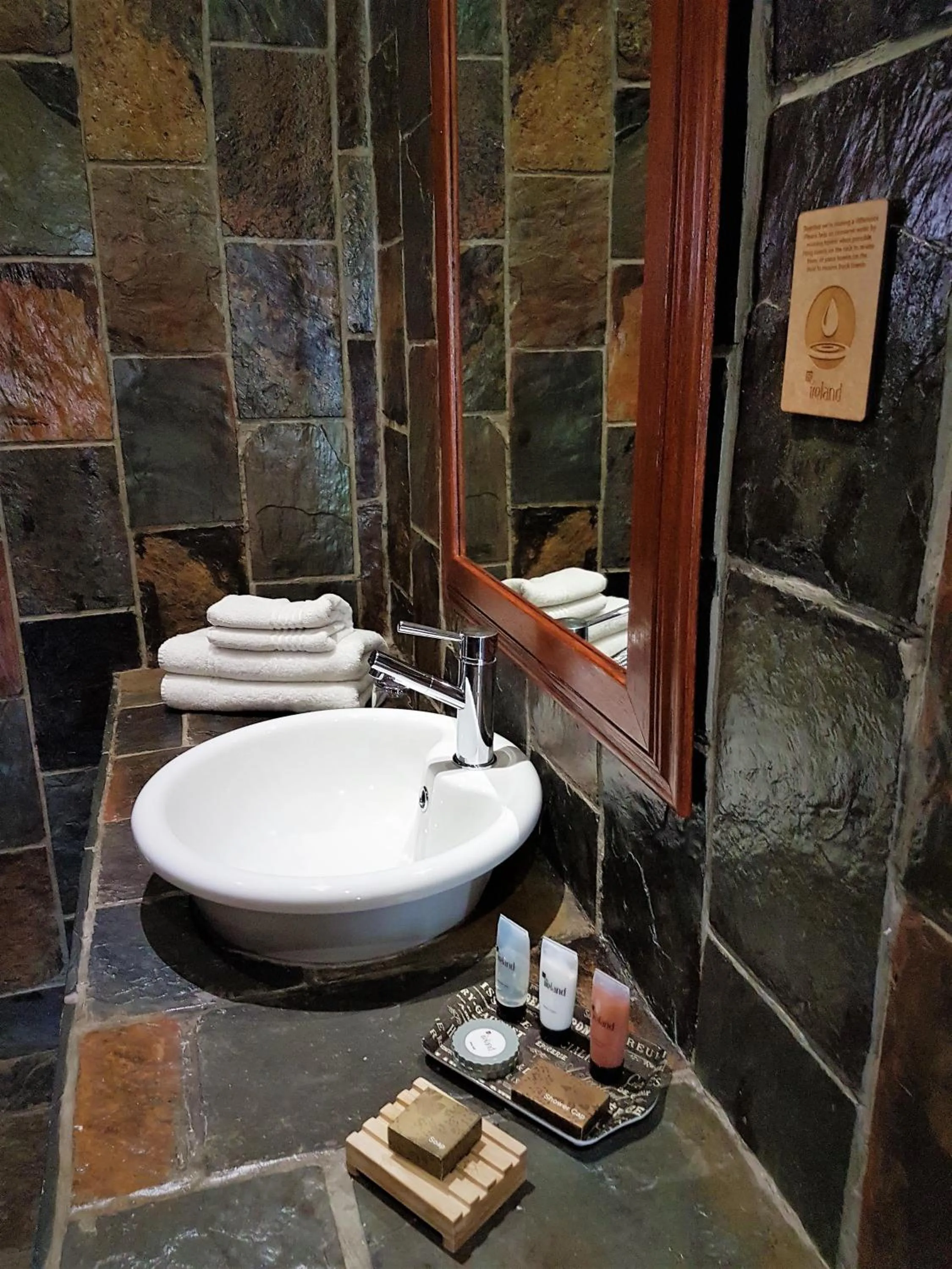 Bathroom in 61 On Ireland Guest House and Conferencing