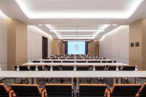 Atour Hotel Wuxi Huishan High-Speed Railway Station