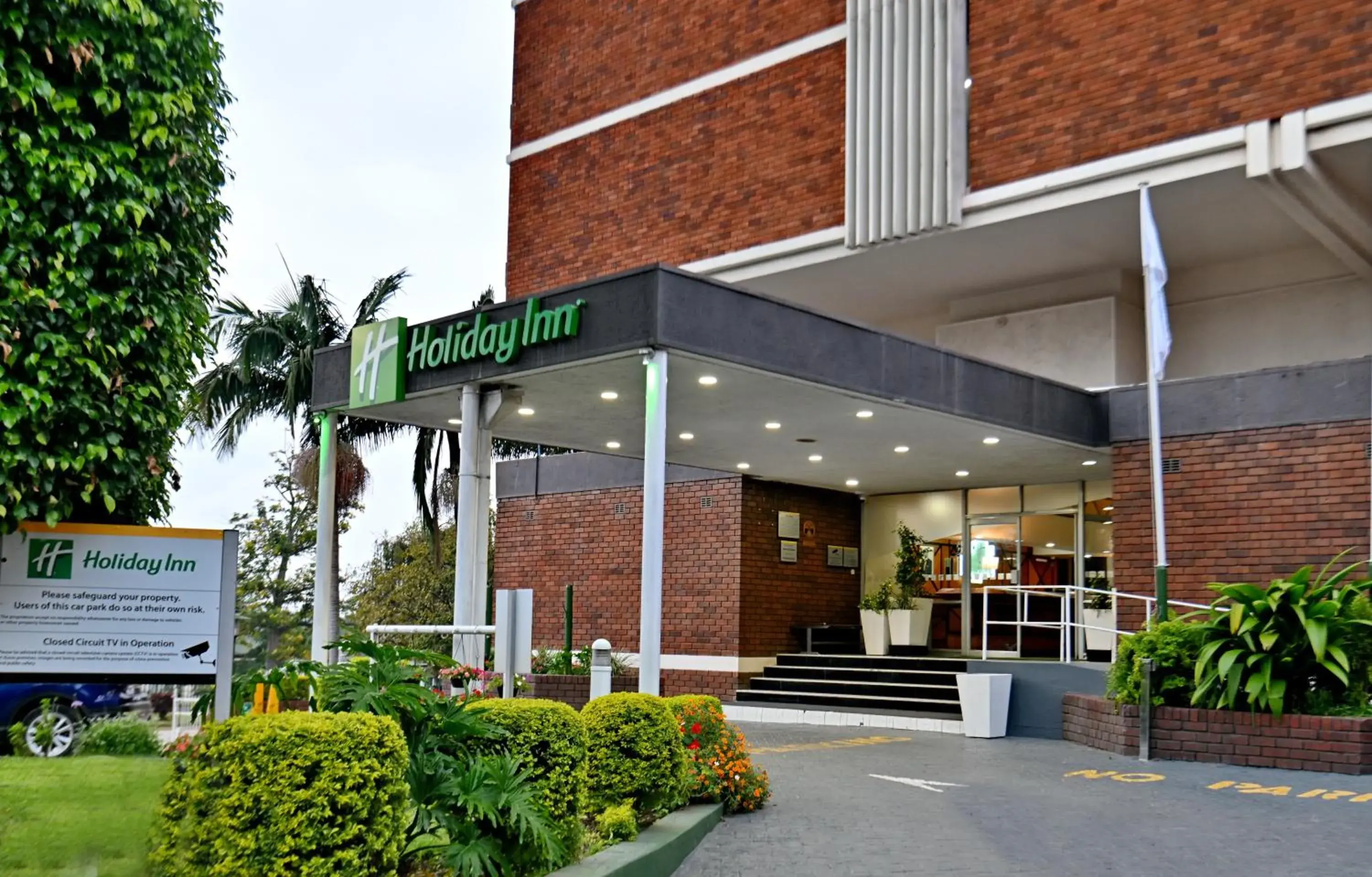 Property building in Holiday Inn - Mutare by IHG Property building in Holiday Inn - Mutare by IHG