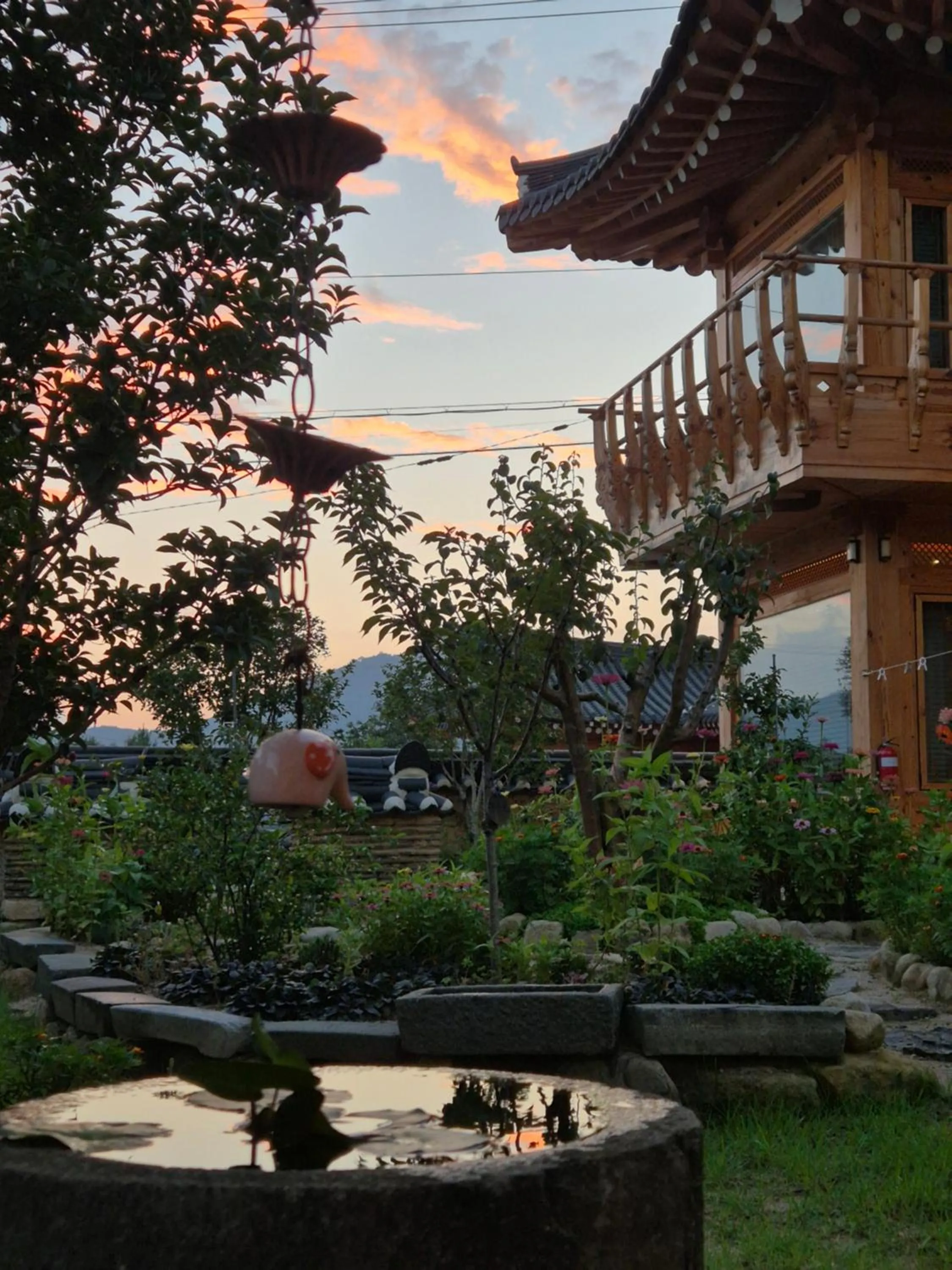 Off site in Hanok stay Mokhyang