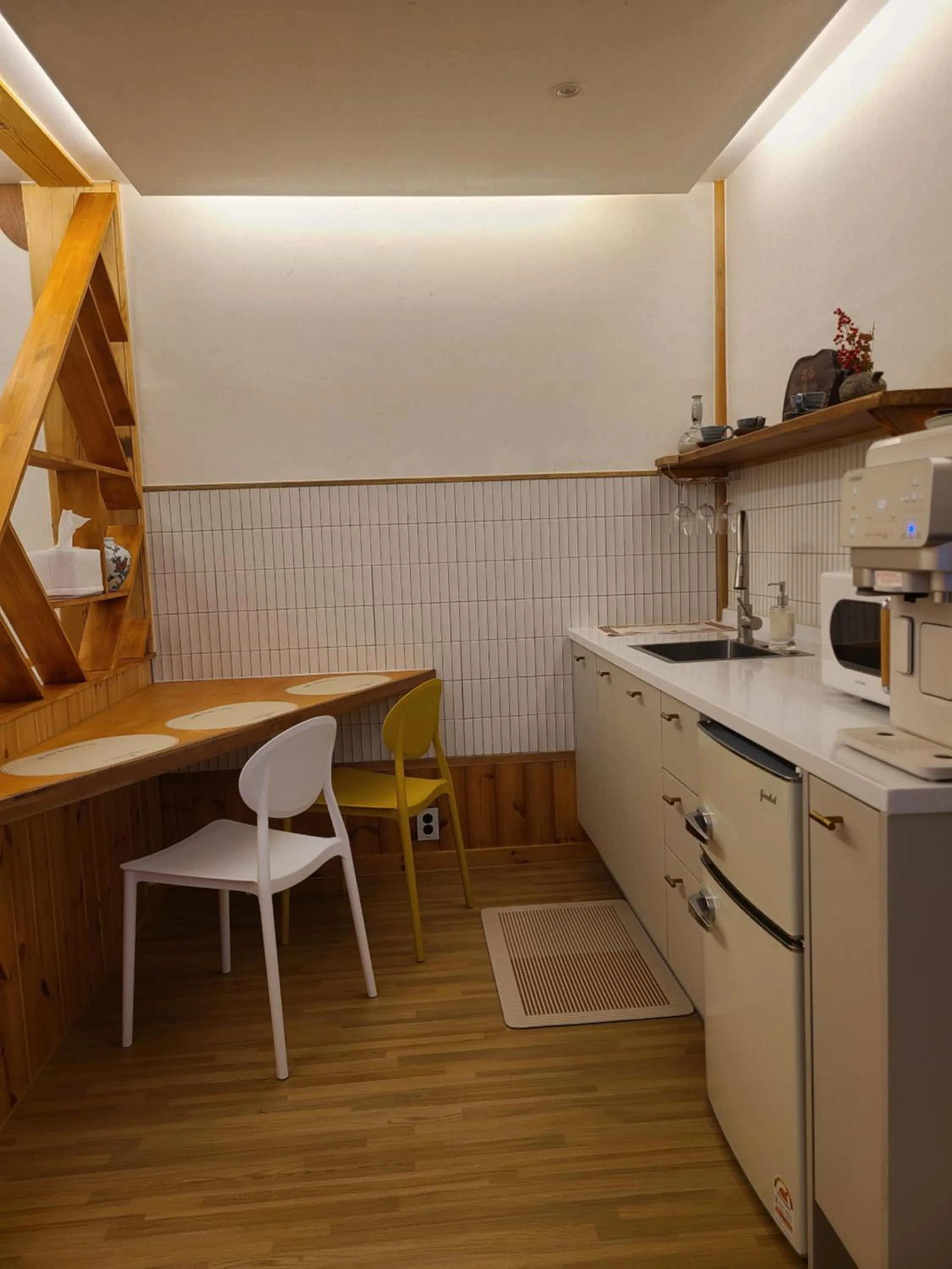 Dining area in Hanok stay Mokhyang