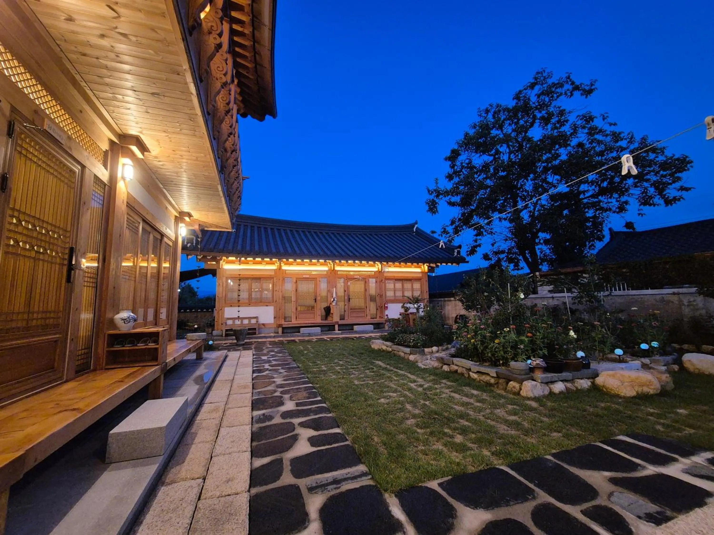 Property building in Hanok stay Mokhyang