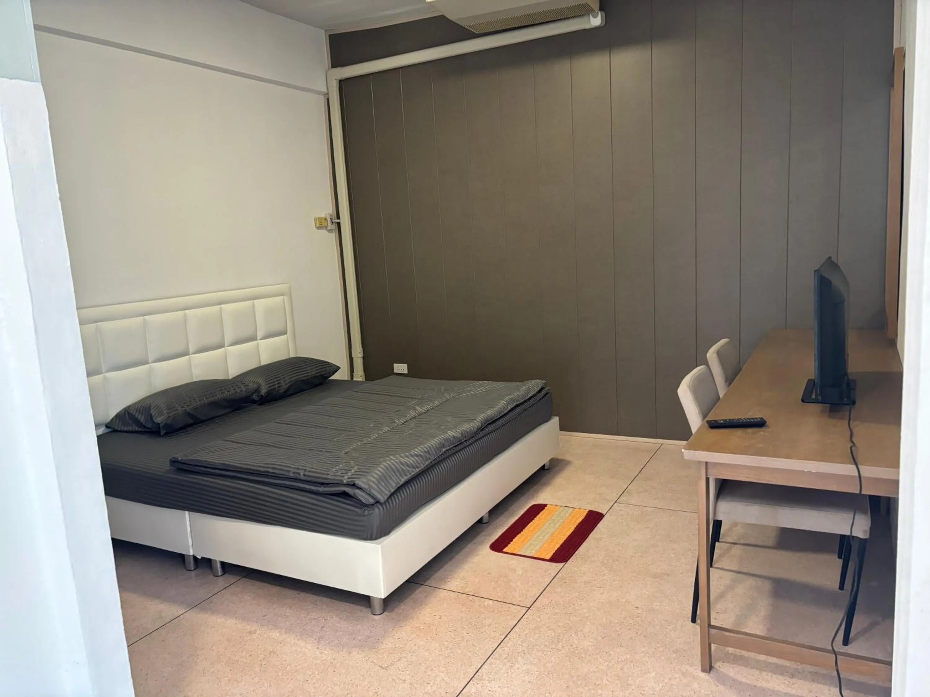 Bedroom, Bed in Ther Bangkoknoi Hotel