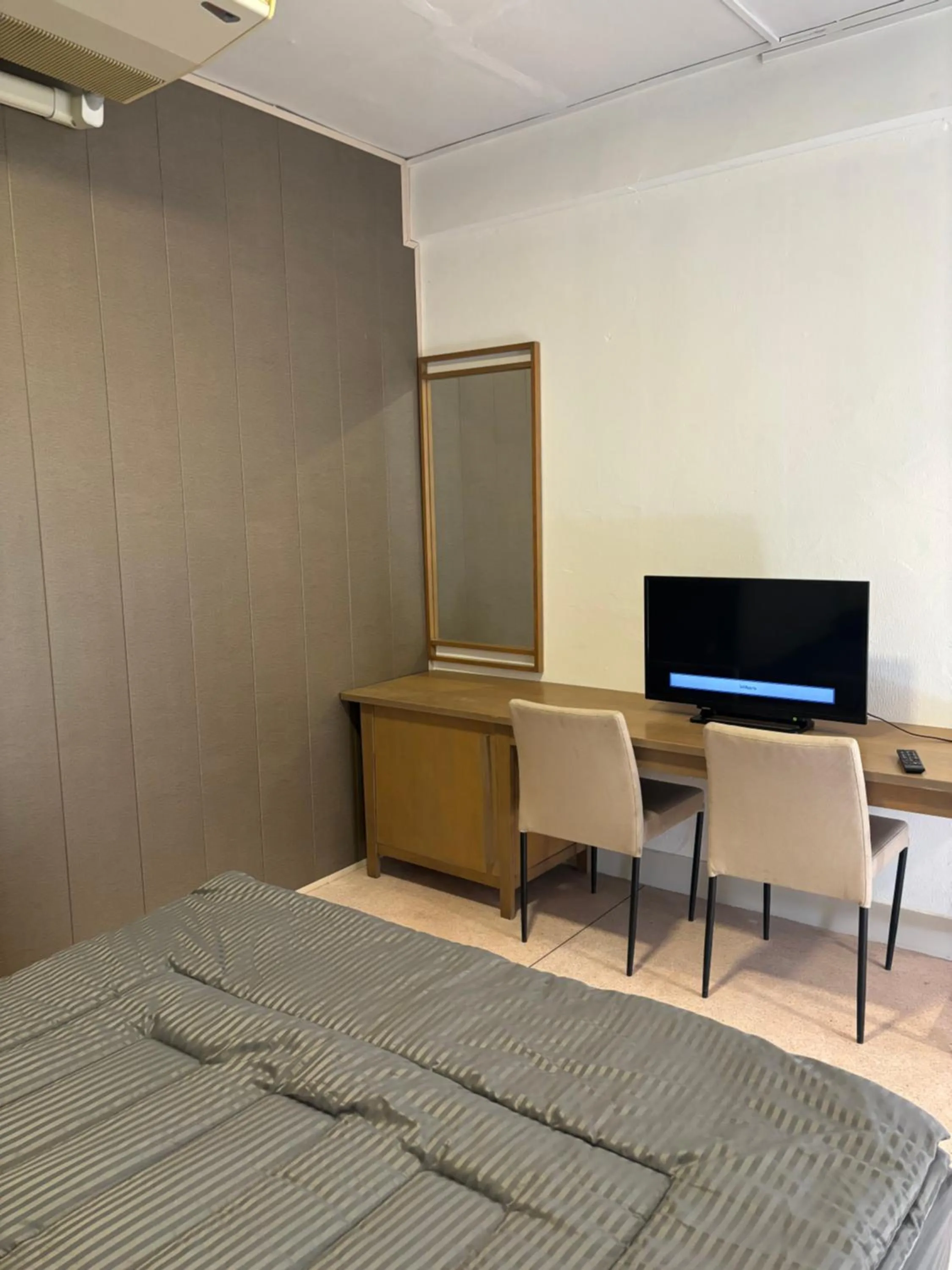 Bedroom, Bed in Ther Bangkoknoi Hotel