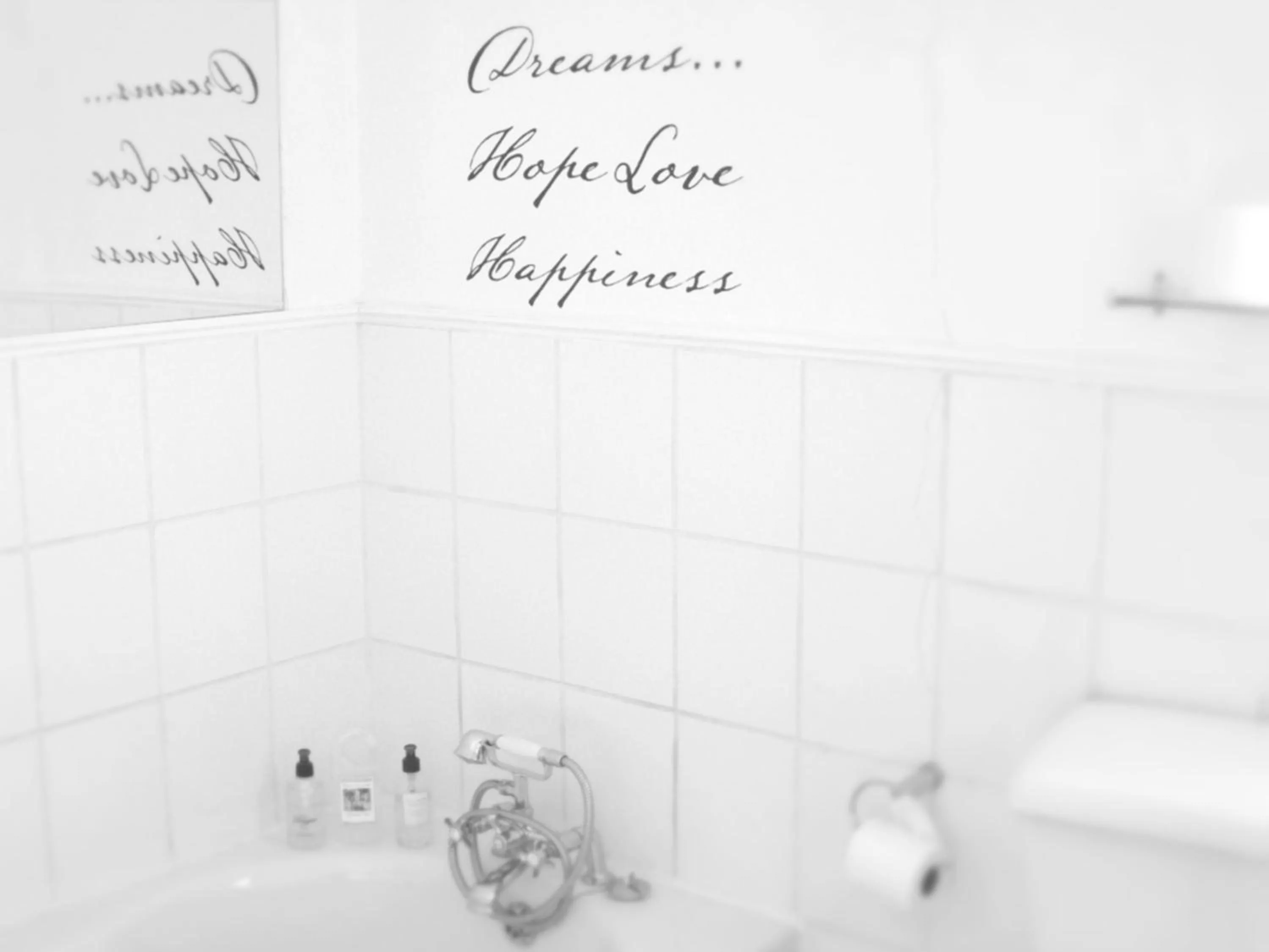 Bathroom in The Lighthouse Guesthouse