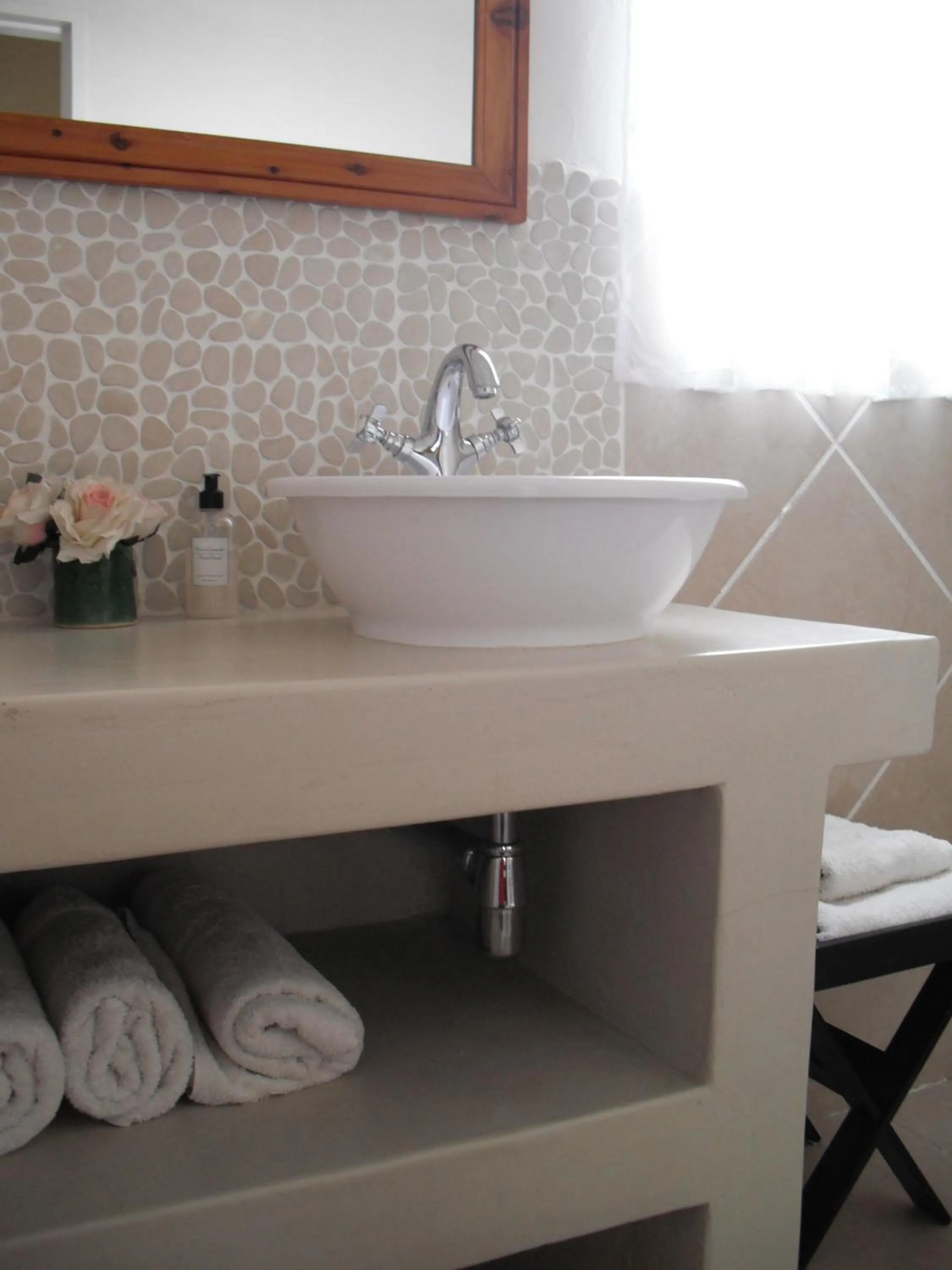 Bathroom in The Lighthouse Guesthouse