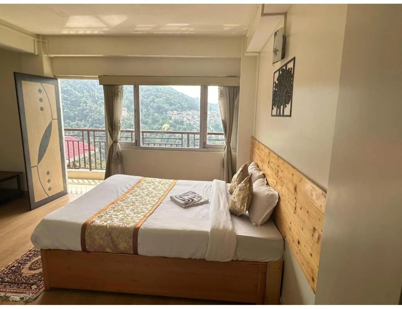 Bed in The Hill Castle, Gangtok