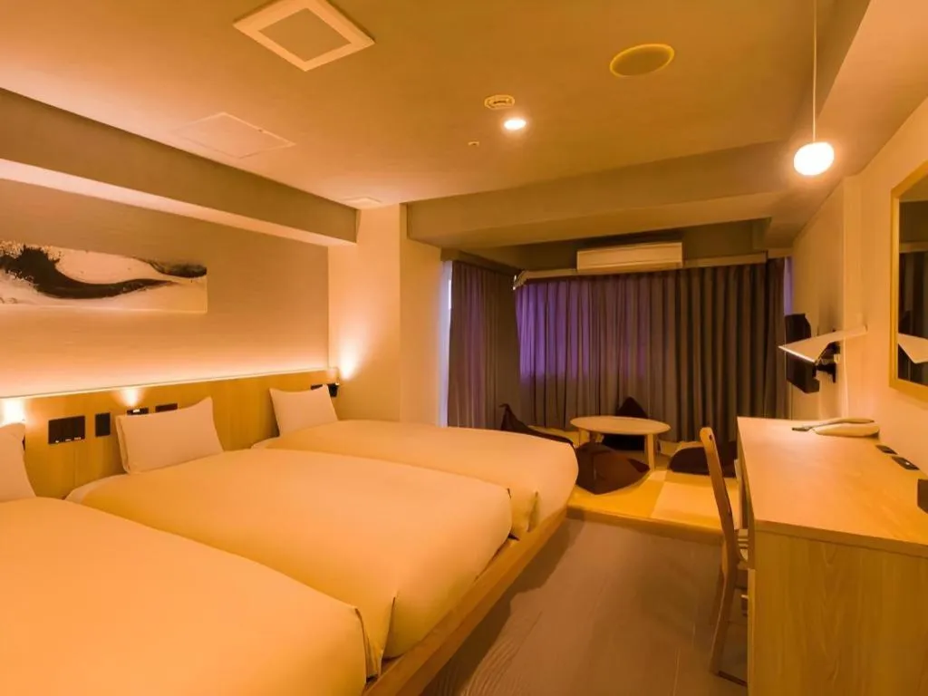 Bed in Ikebukuro Royal Hotel