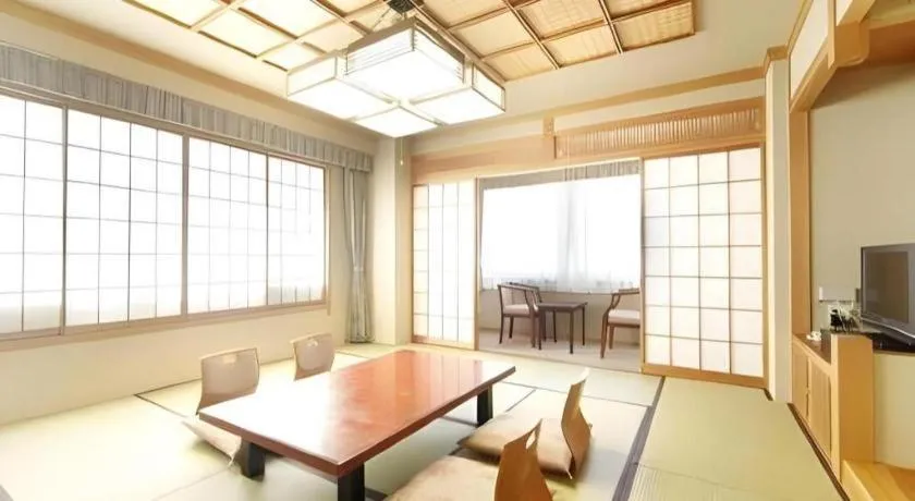 Kamisuwa Station Hotel