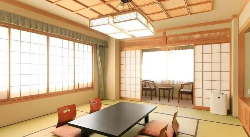 Kamisuwa Station Hotel