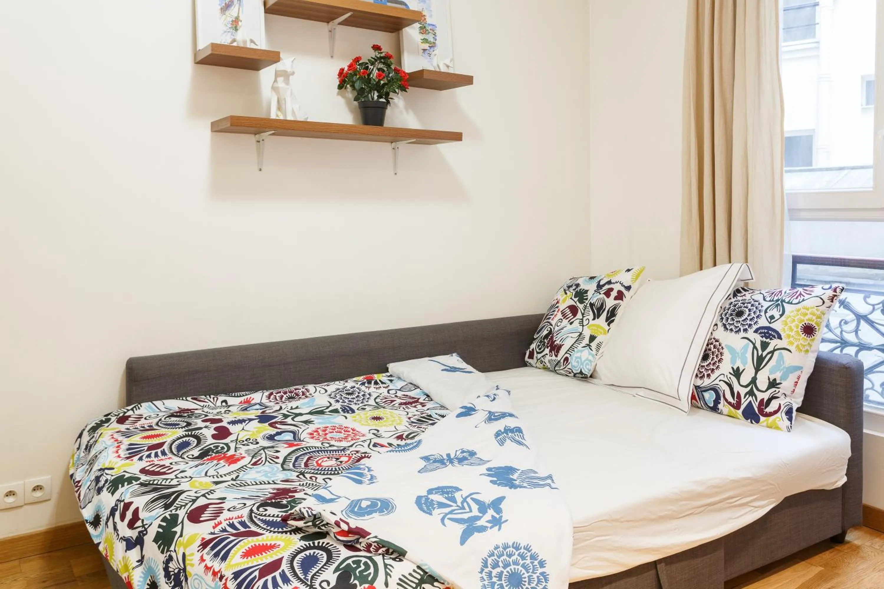 Bed in Appartement Petits Champs II