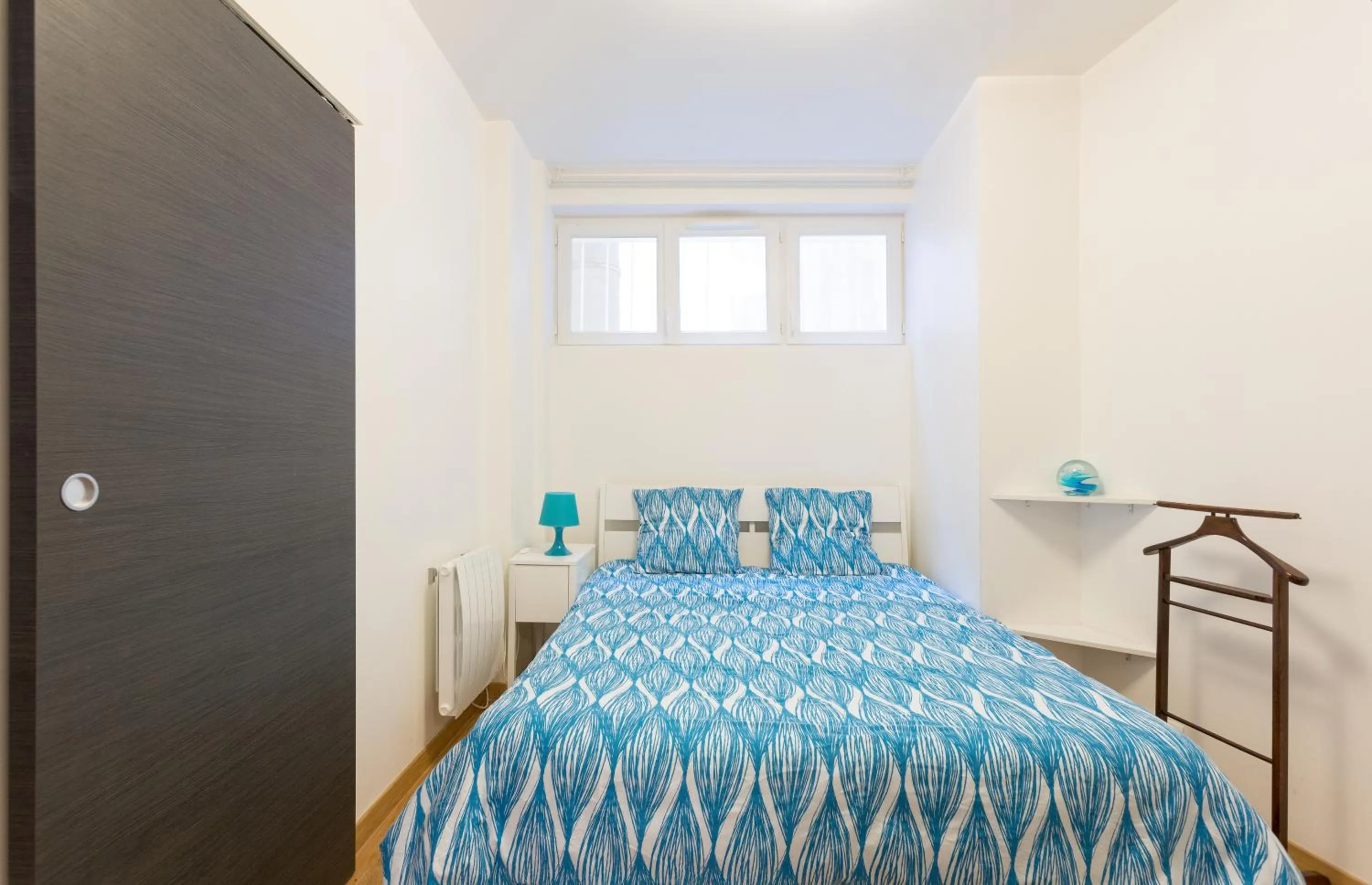 Bedroom, Bed in Appartement Petits Champs II