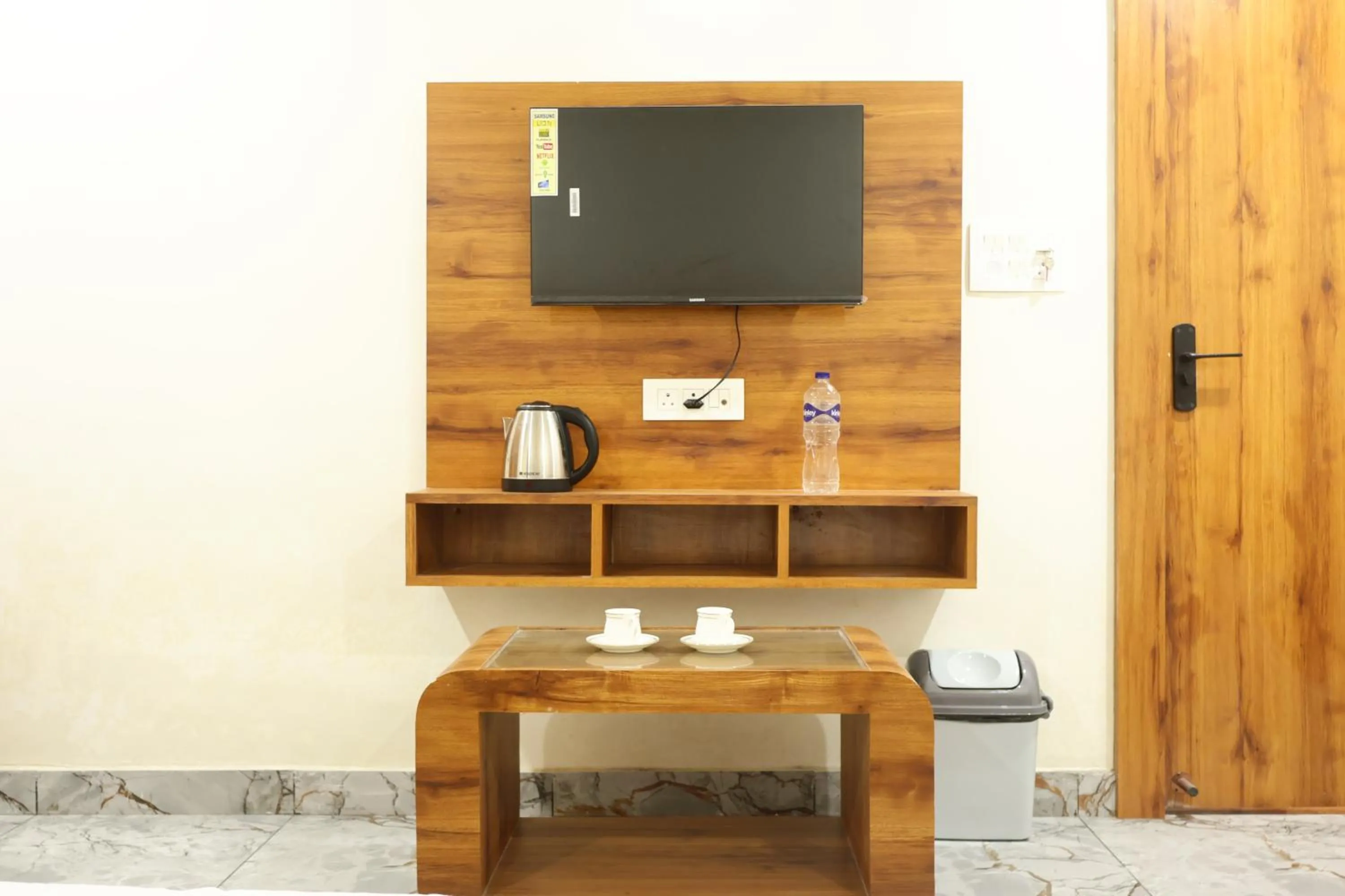 TV and multimedia in The Rajputana Palace