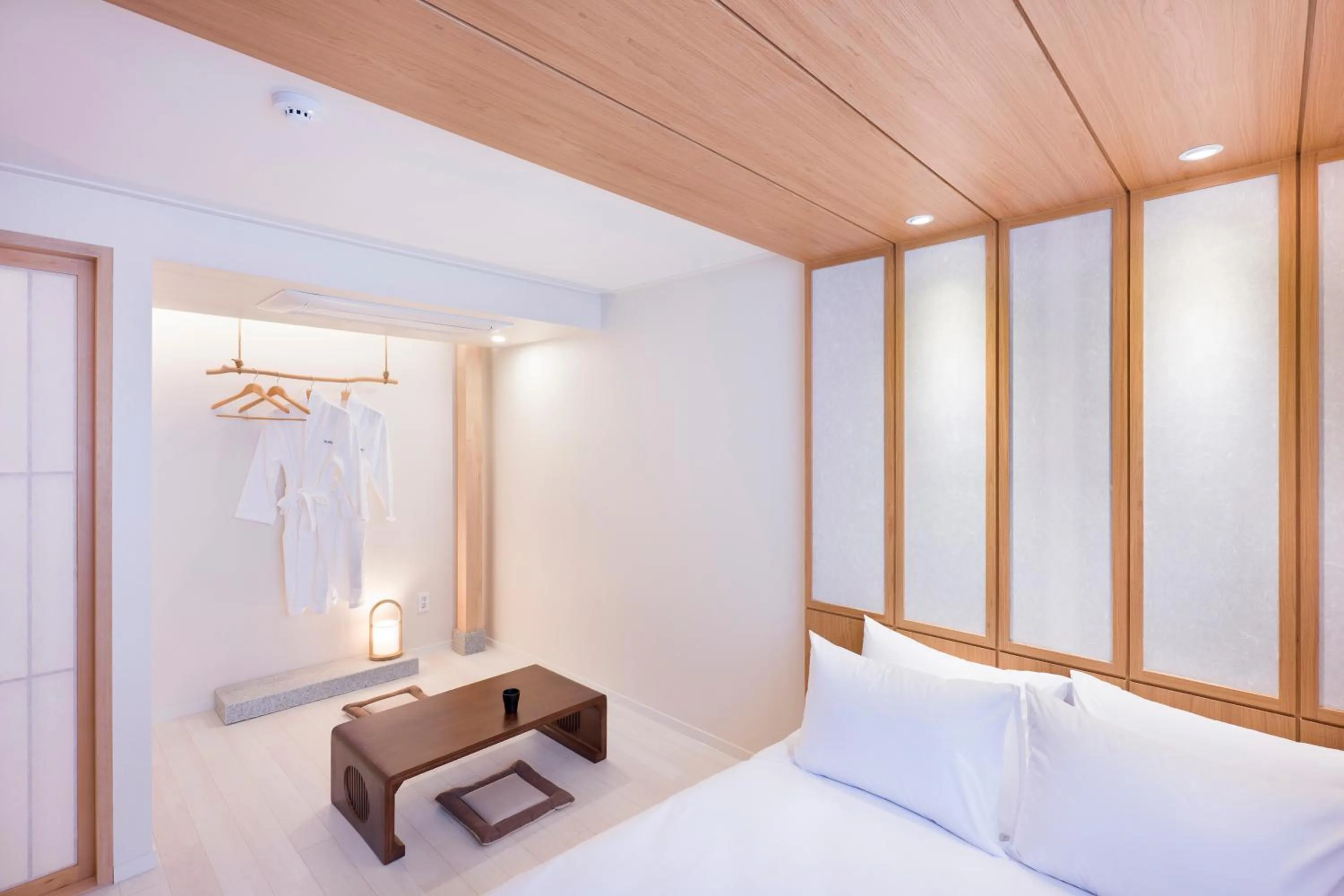 Bed in Hotel Yusurim