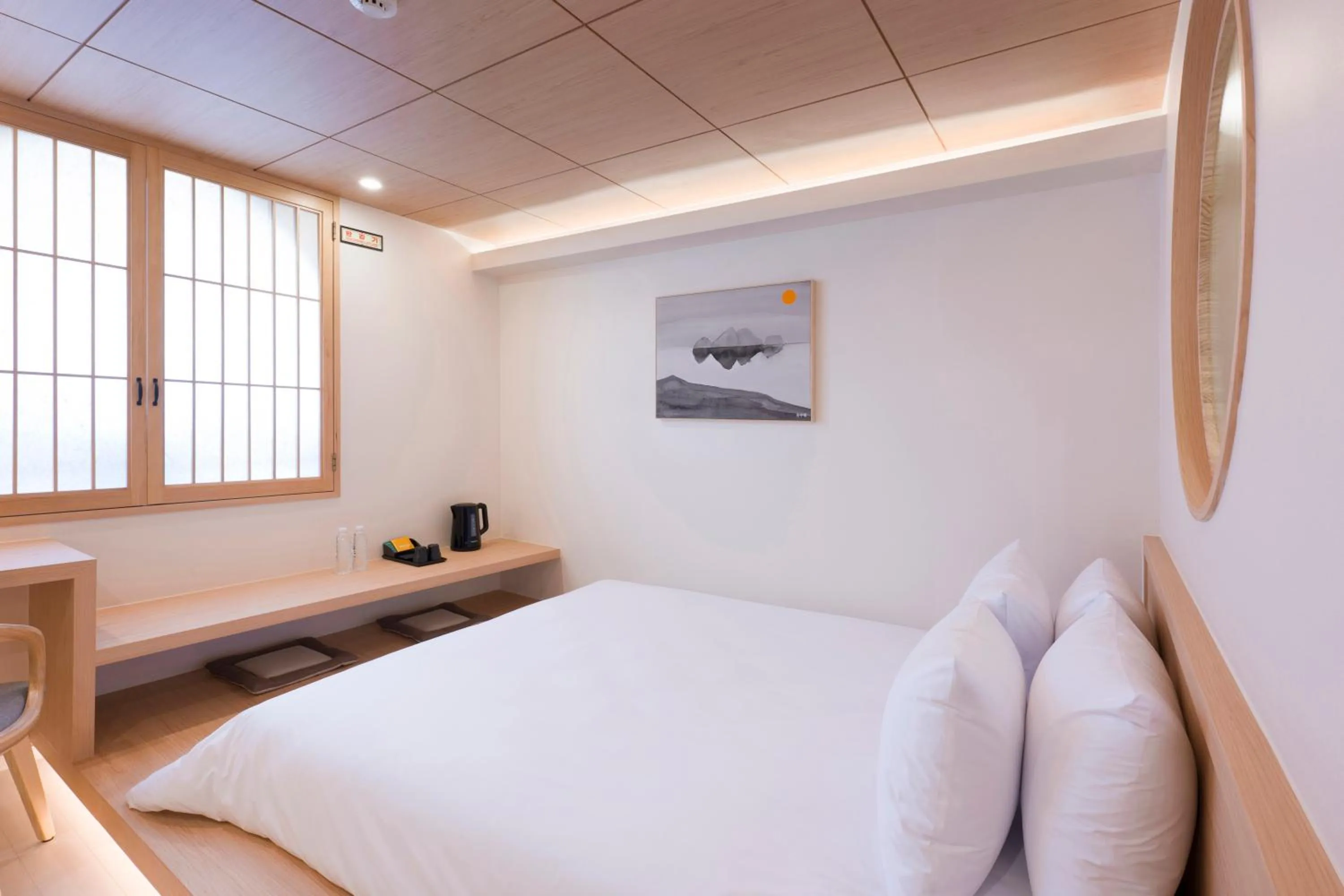 Bed in Hotel Yusurim