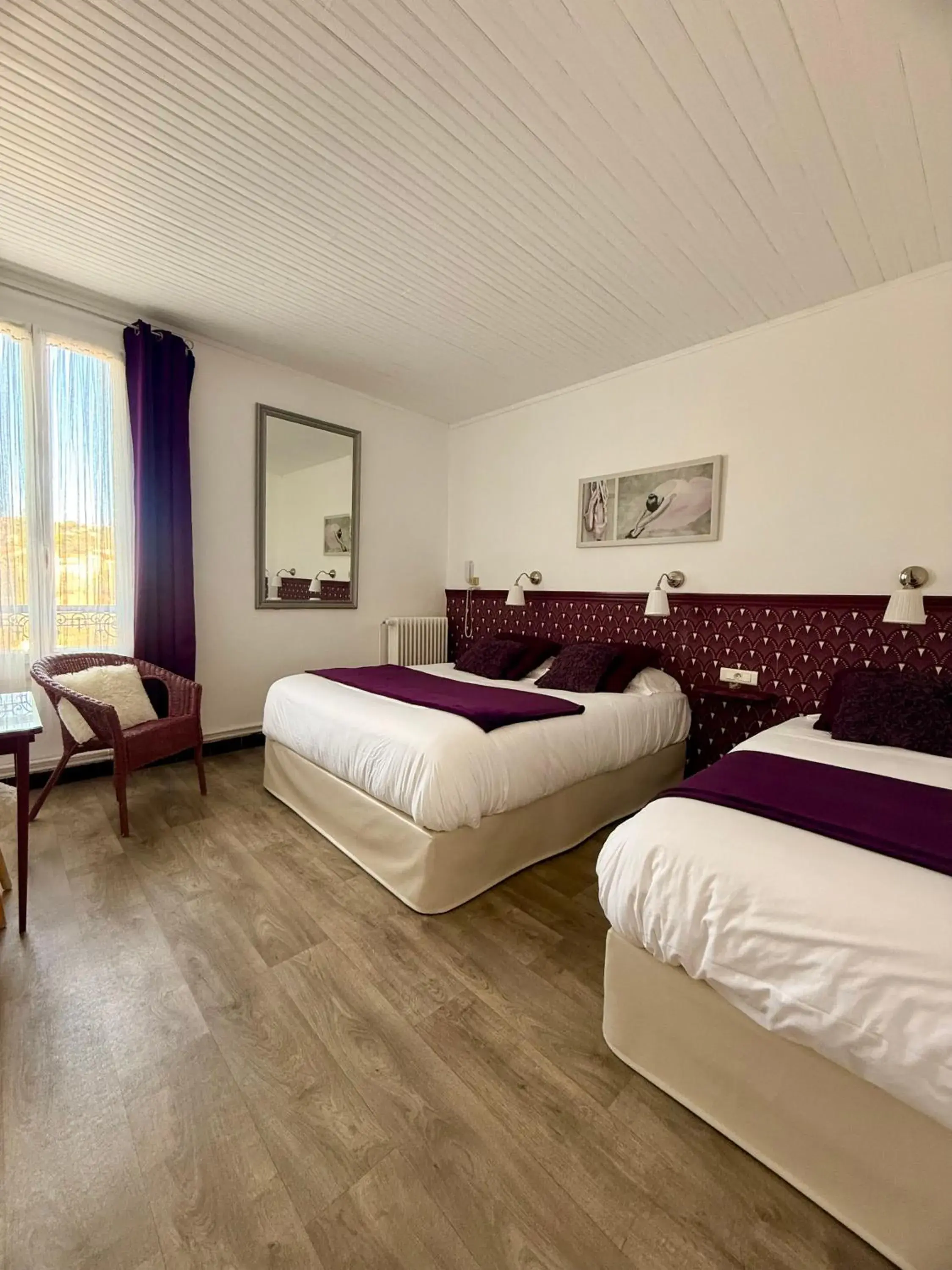 Triple Room with Garden View in Le Grand Hotel Triple Room with Garden View in Le Grand Hotel