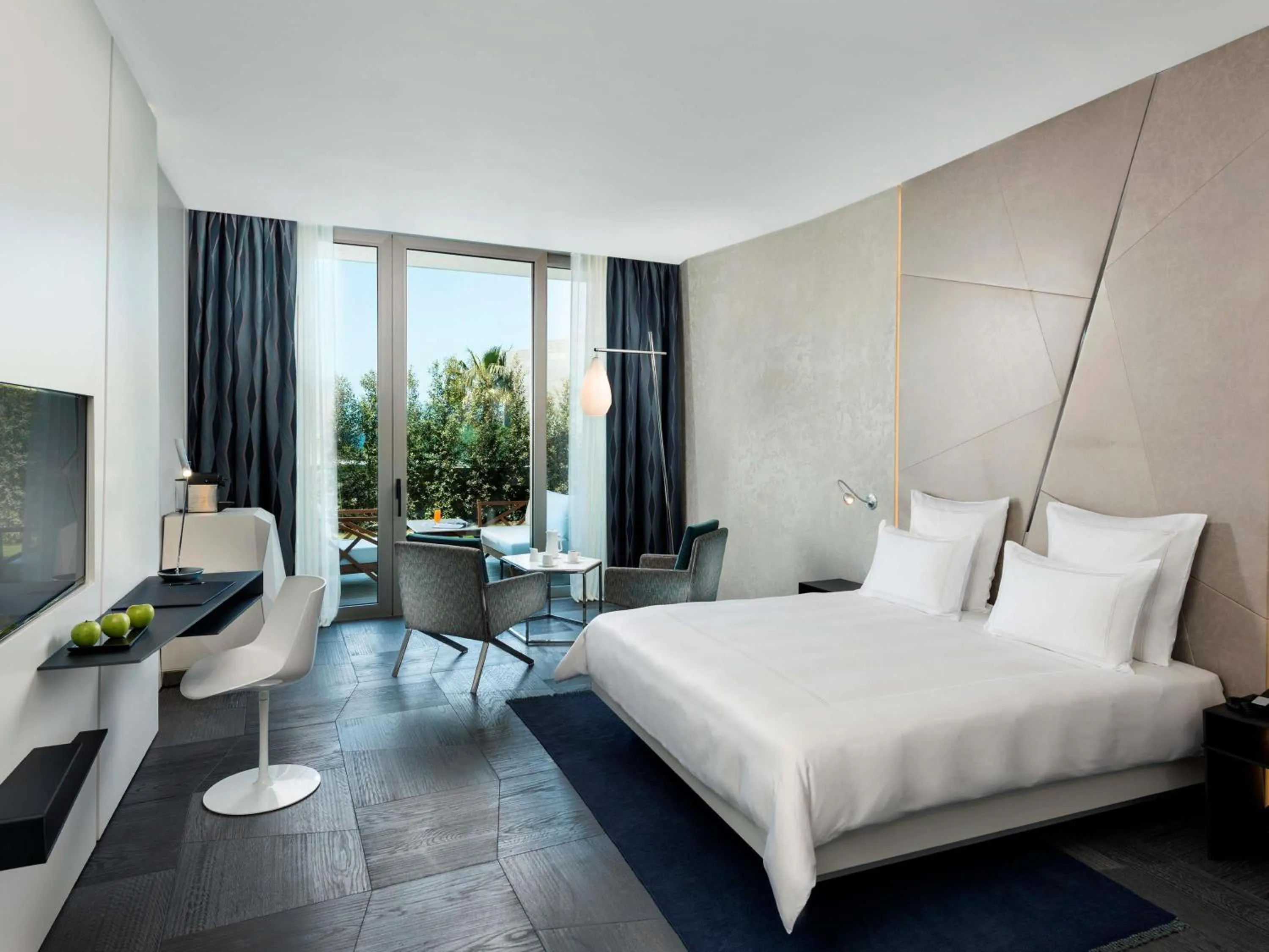 Bedroom, Bed in Swissôtel Resort Bodrum Beach