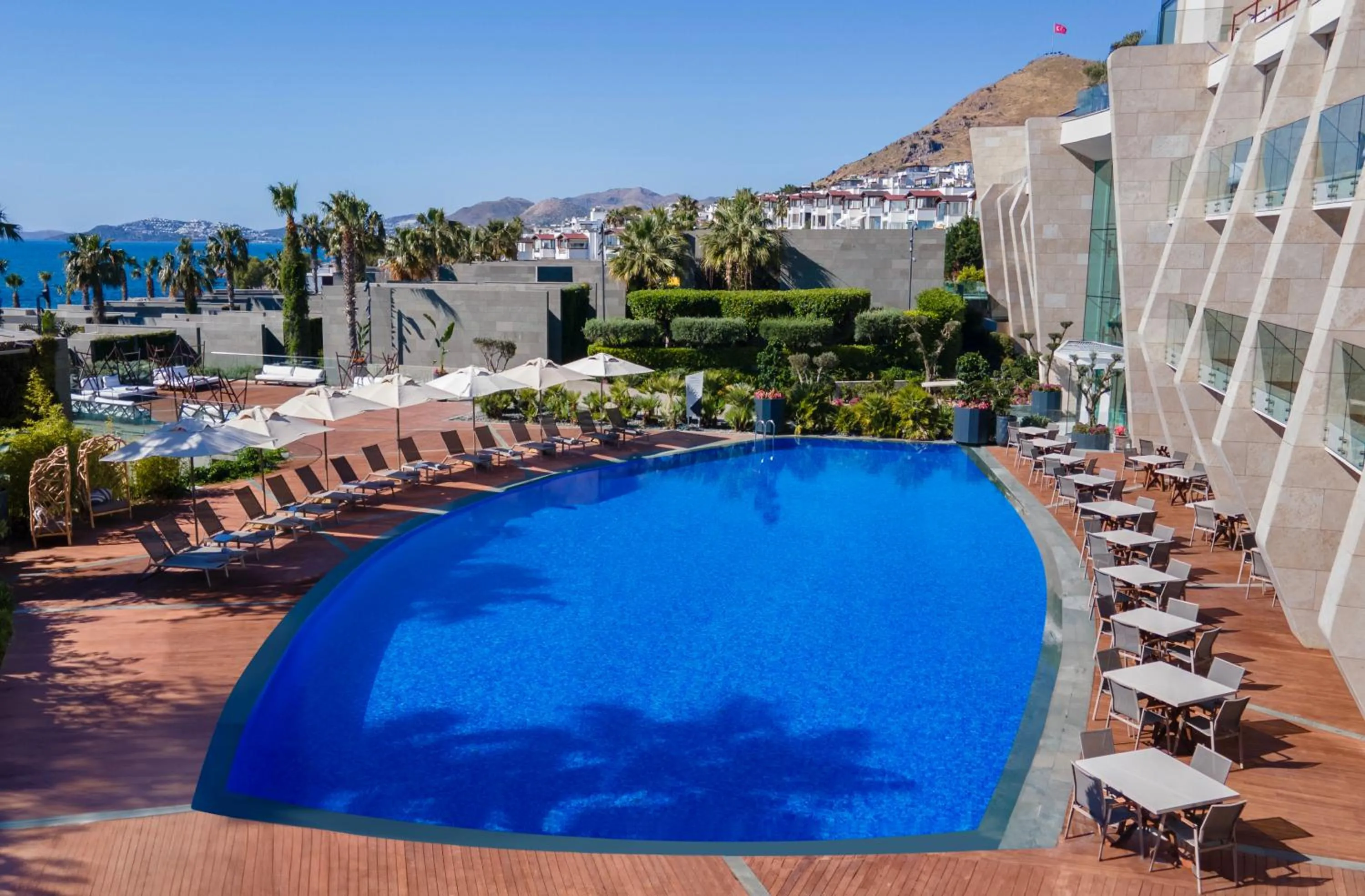 Swimming pool in Swissôtel Resort Bodrum Beach