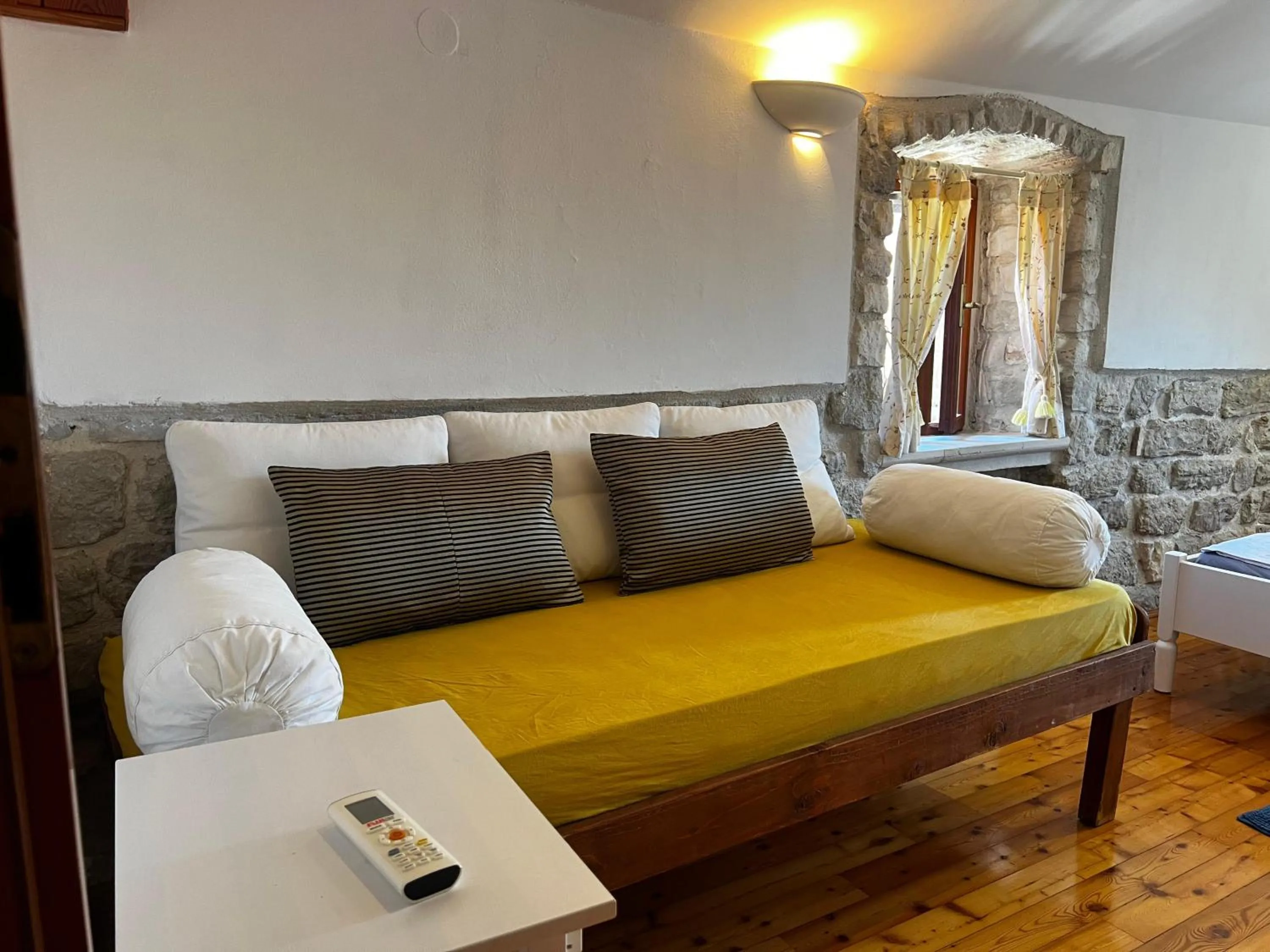 Bedroom, Bed in Villa Alma Komiza Island Vis