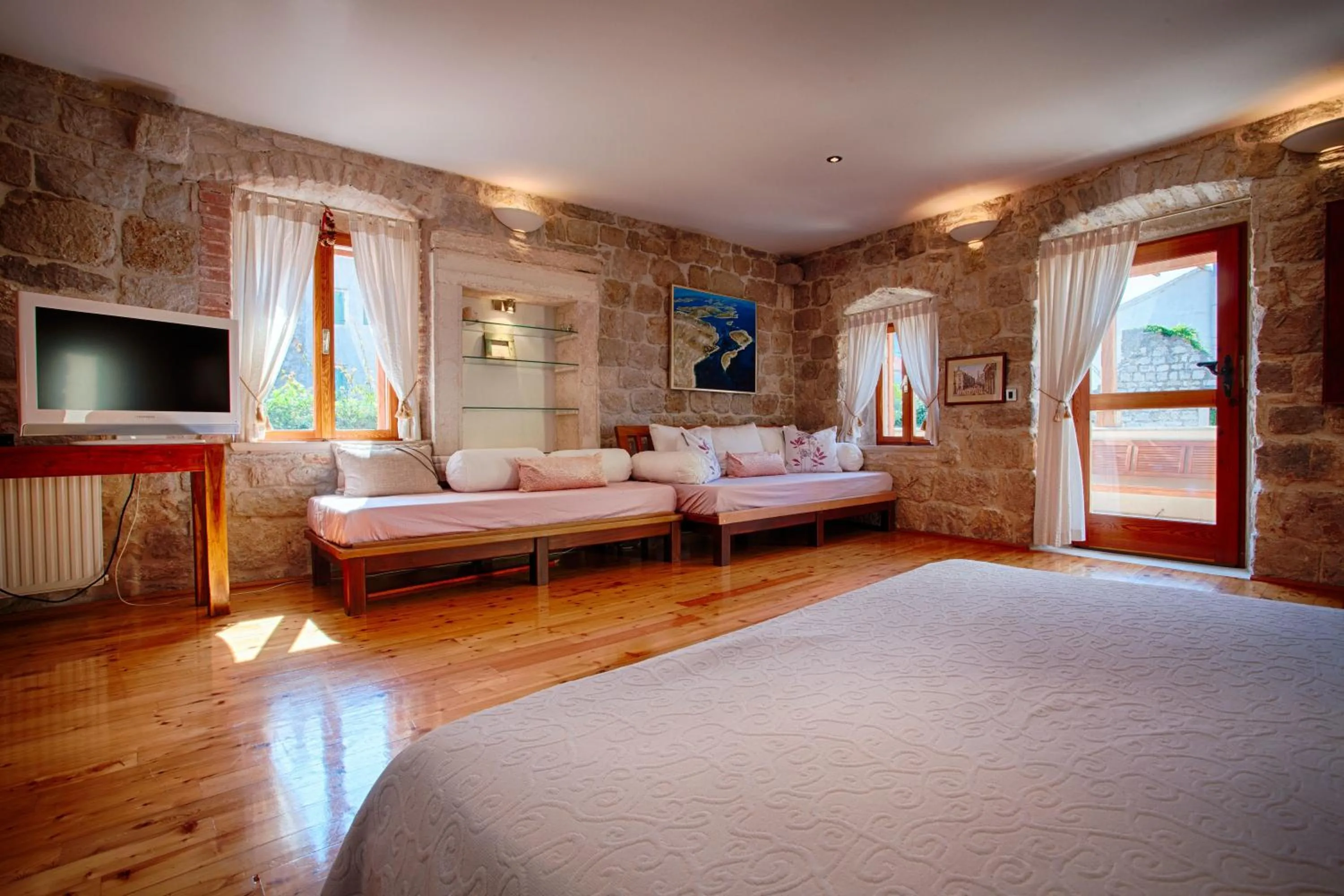 Bedroom, Bed in Villa Alma Komiza Island Vis