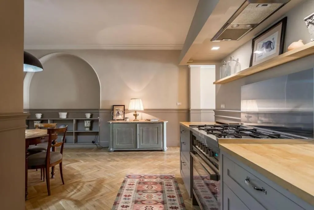 Kitchen or kitchenette in Luxury River View