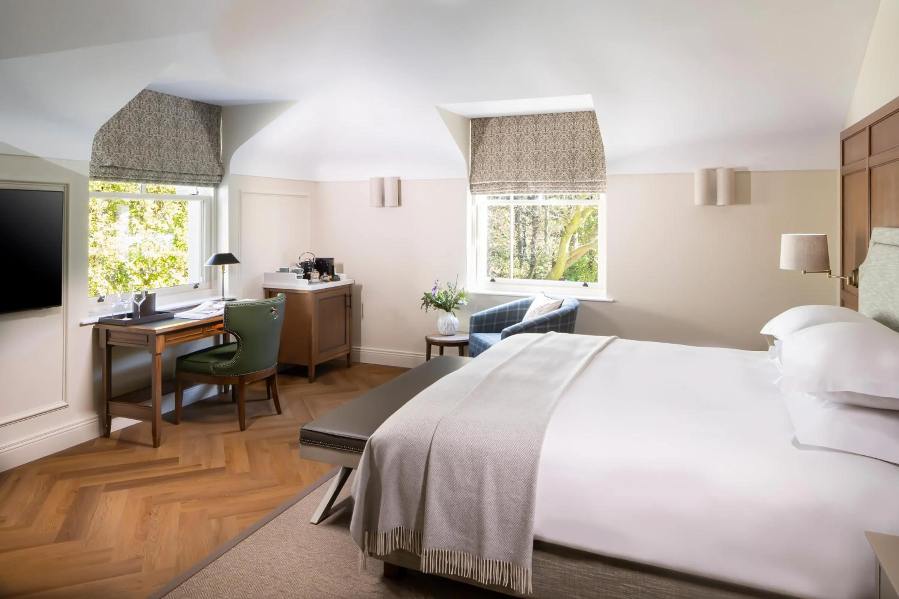 Bedroom, Bed in Dunluce Lodge - Small Luxury Hotels of the World