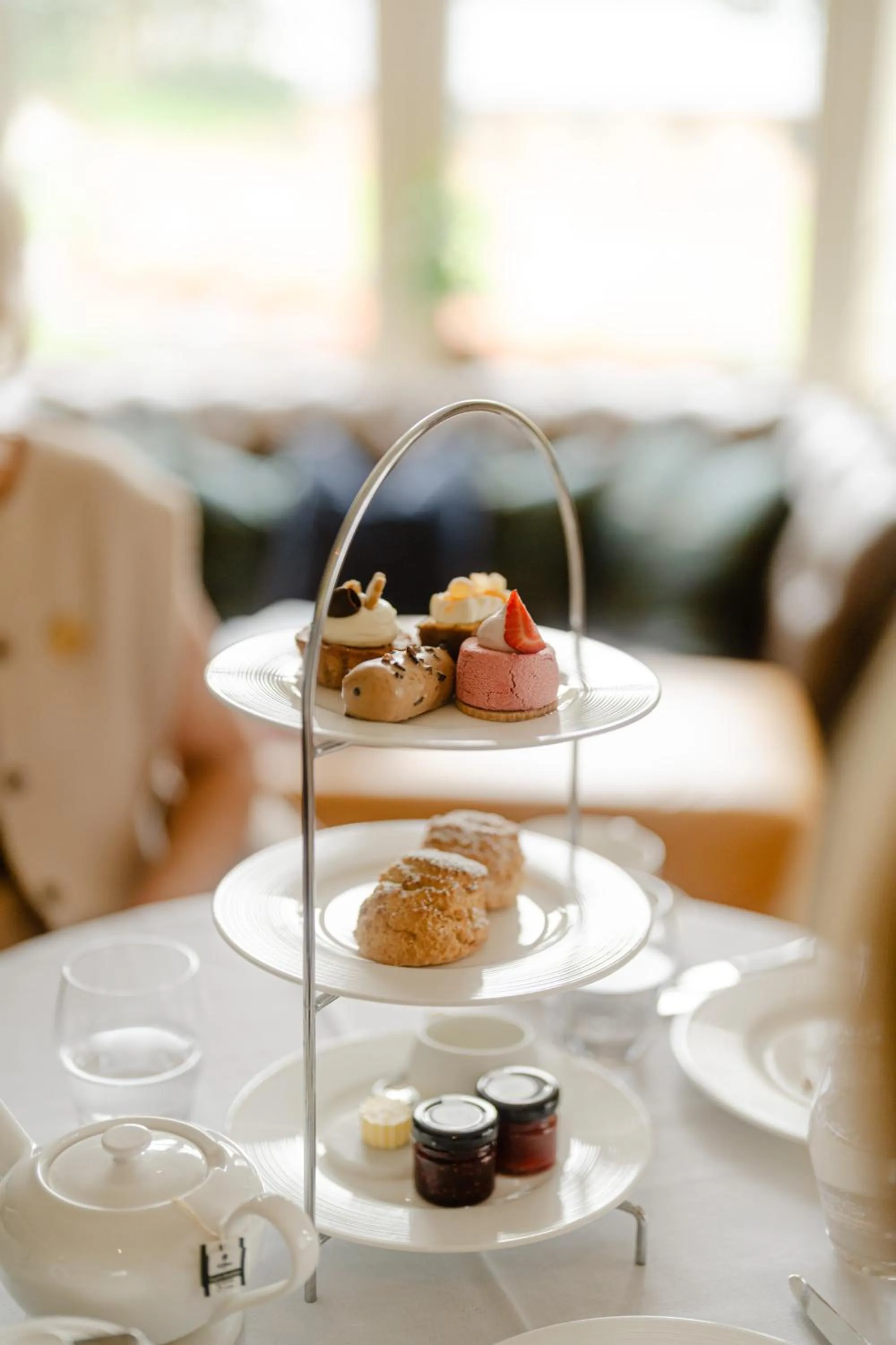 Food and drinks in Dunluce Lodge - Small Luxury Hotels of the World