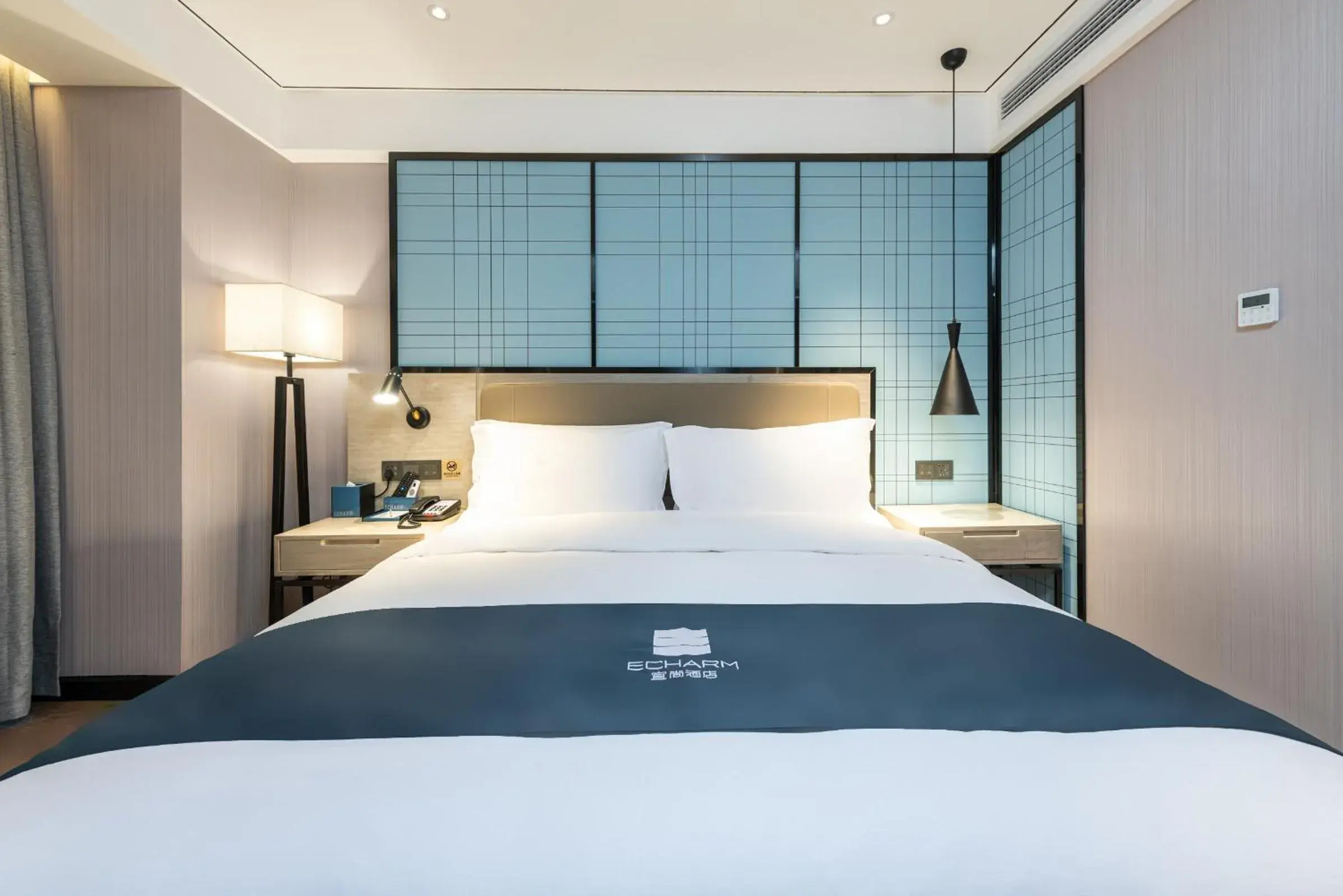 Standard Queen Room in Echarm Hotel Yangshuo West Stree 宜尚酒店 阳朔西街店 Standard Queen Room in Echarm Hotel Yangshuo West Stree 宜尚酒店 阳朔西街店