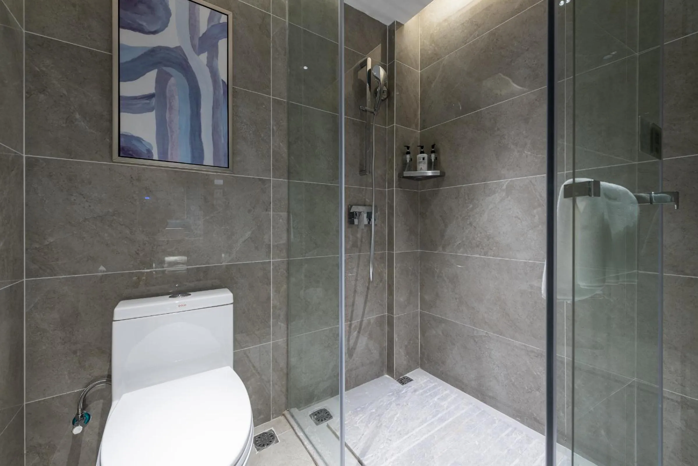 Toilet in Echarm Hotel Yangshuo West Stree 宜尚酒店 阳朔西街店