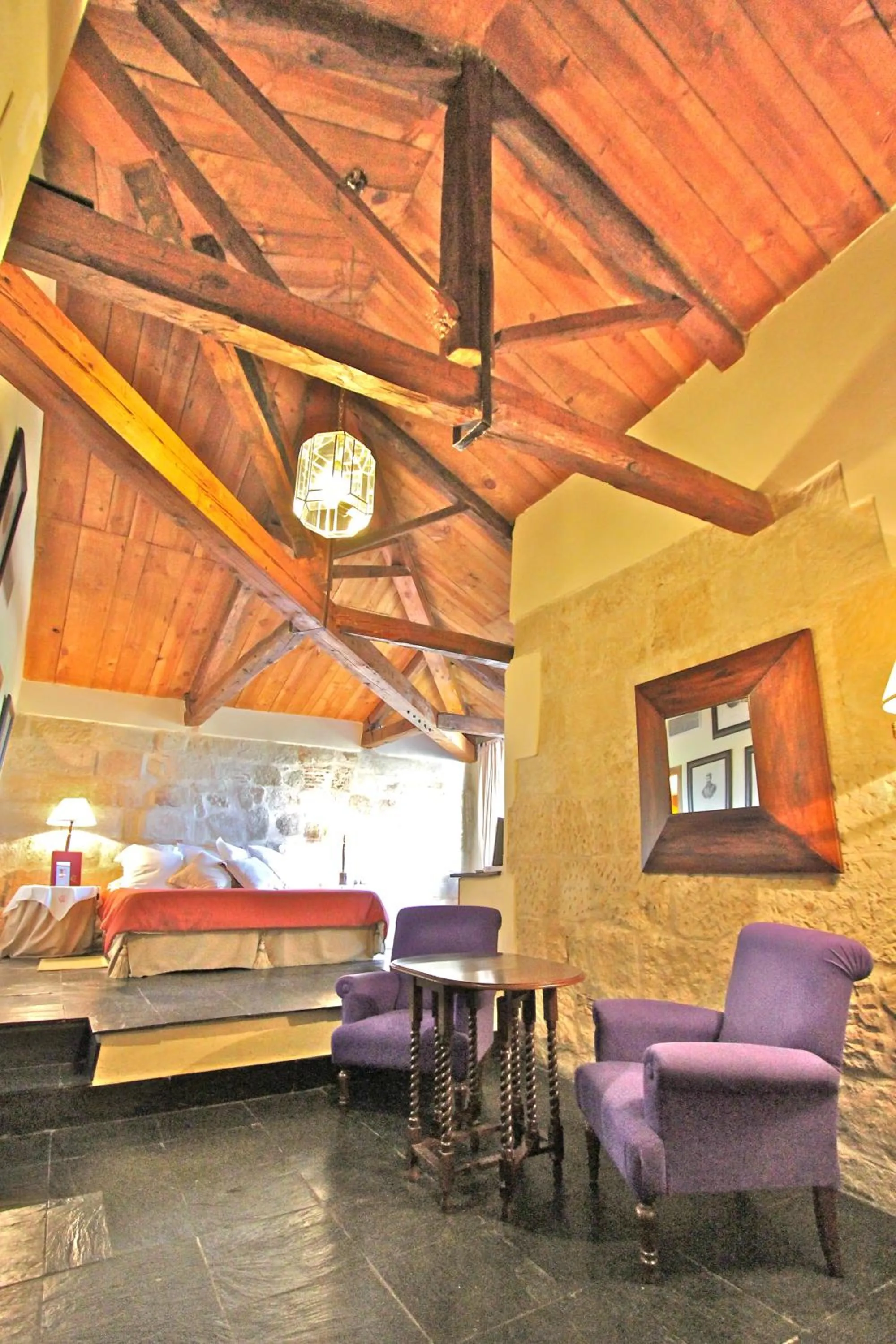 Bed in Posada Real Castillo del Buen Amor