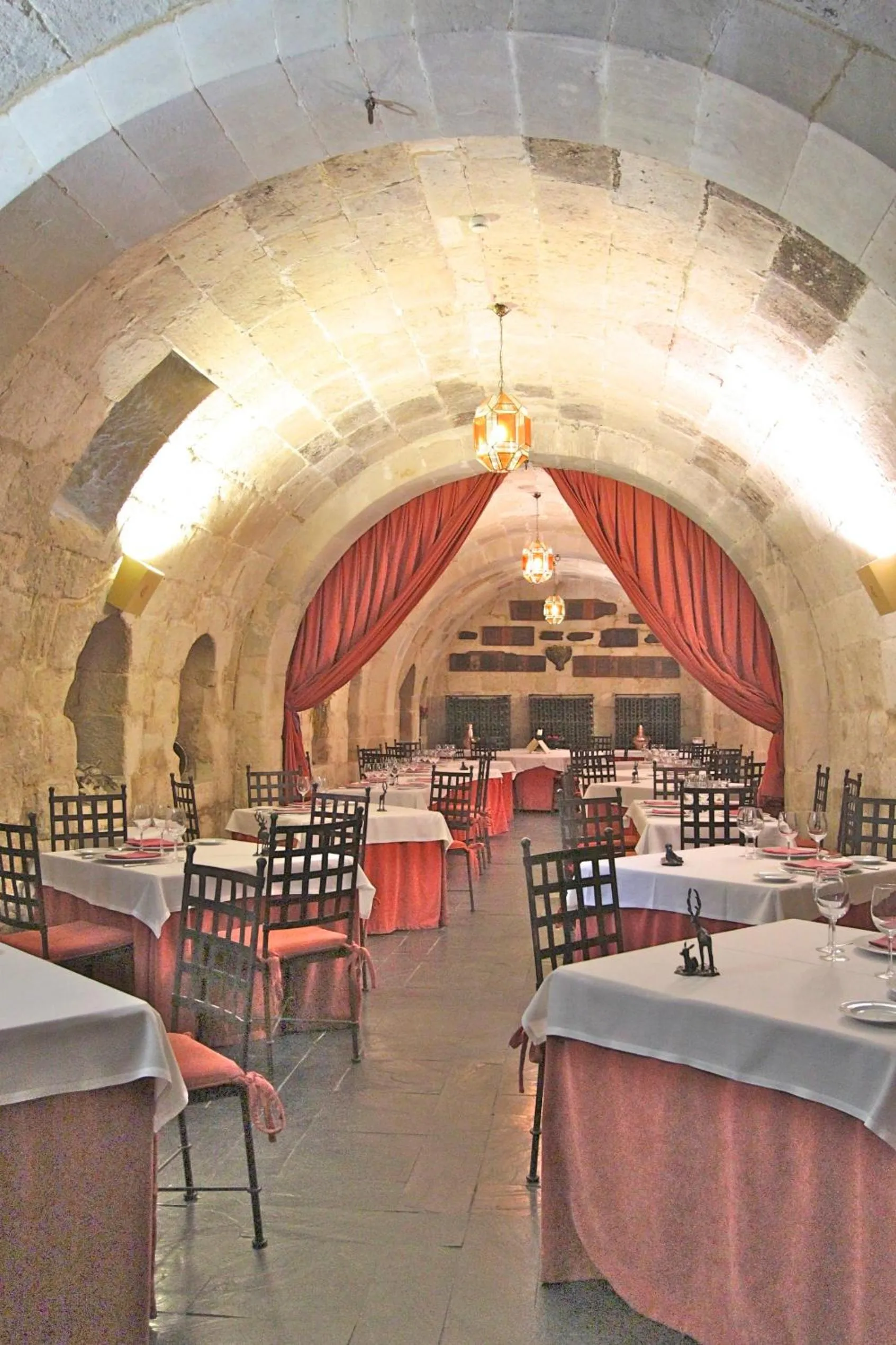 Restaurant/places to eat in Posada Real Castillo del Buen Amor