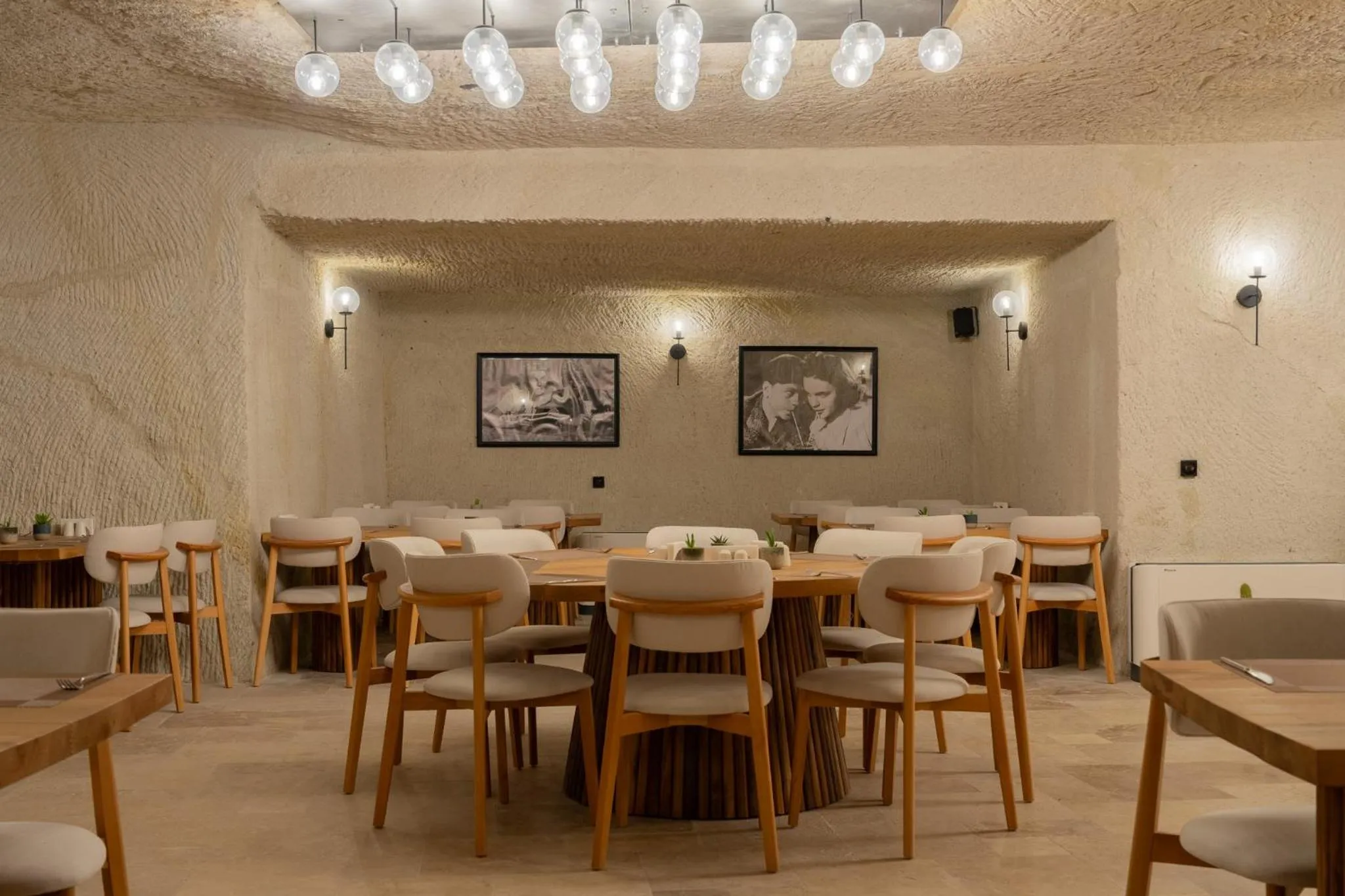 Restaurant/places to eat in Asmalı Konak Cave Suites
