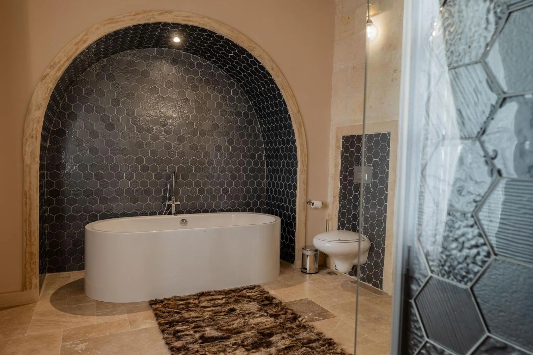 Toilet in Asmalı Konak Cave Suites