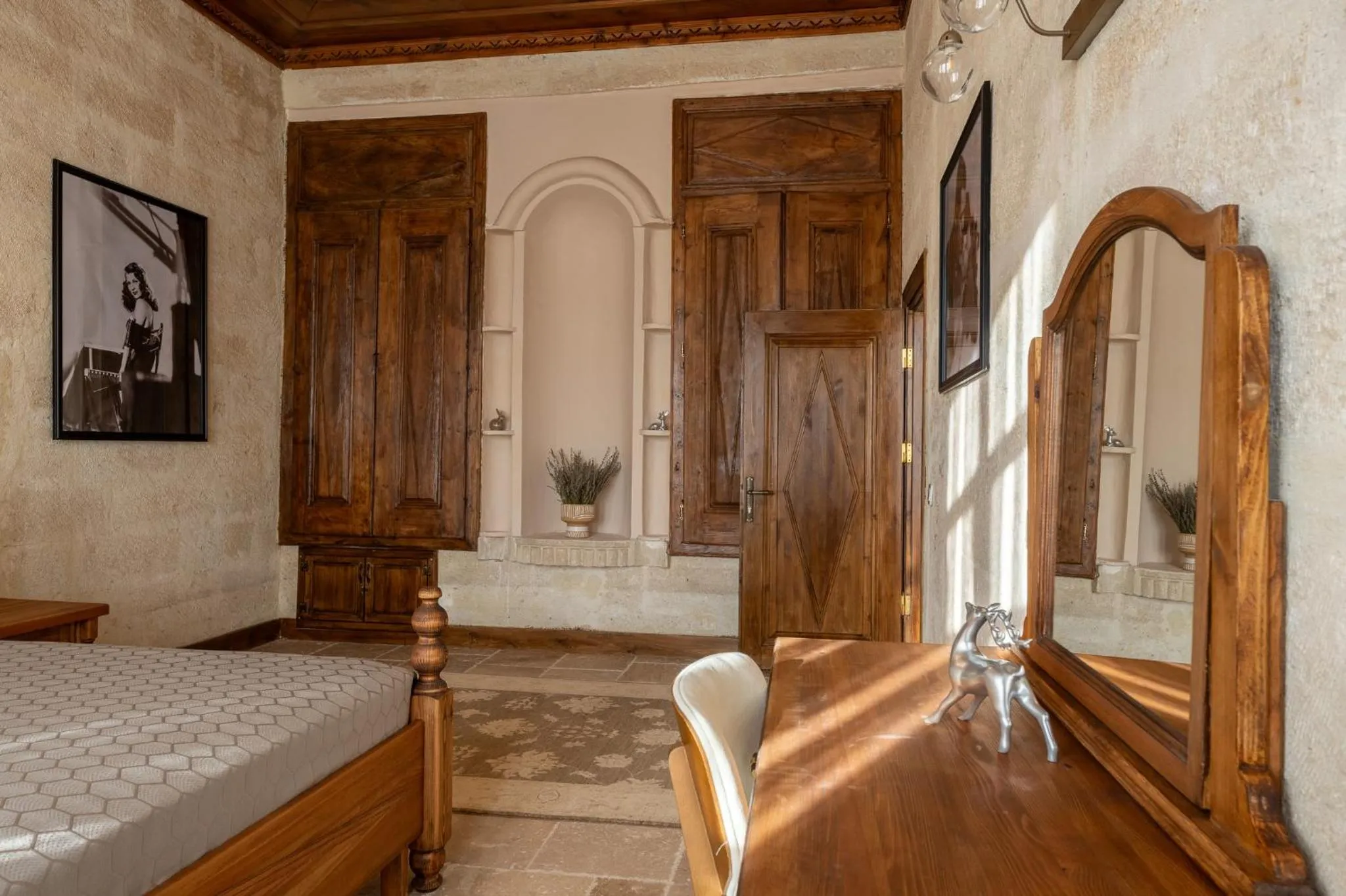 Decorative detail, Bed in Asmalı Konak Cave Suites