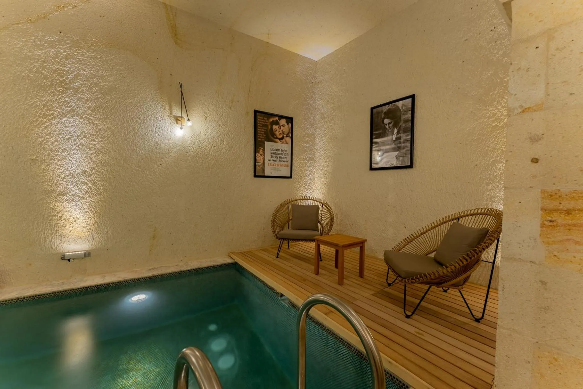 Seating area in Asmalı Konak Cave Suites