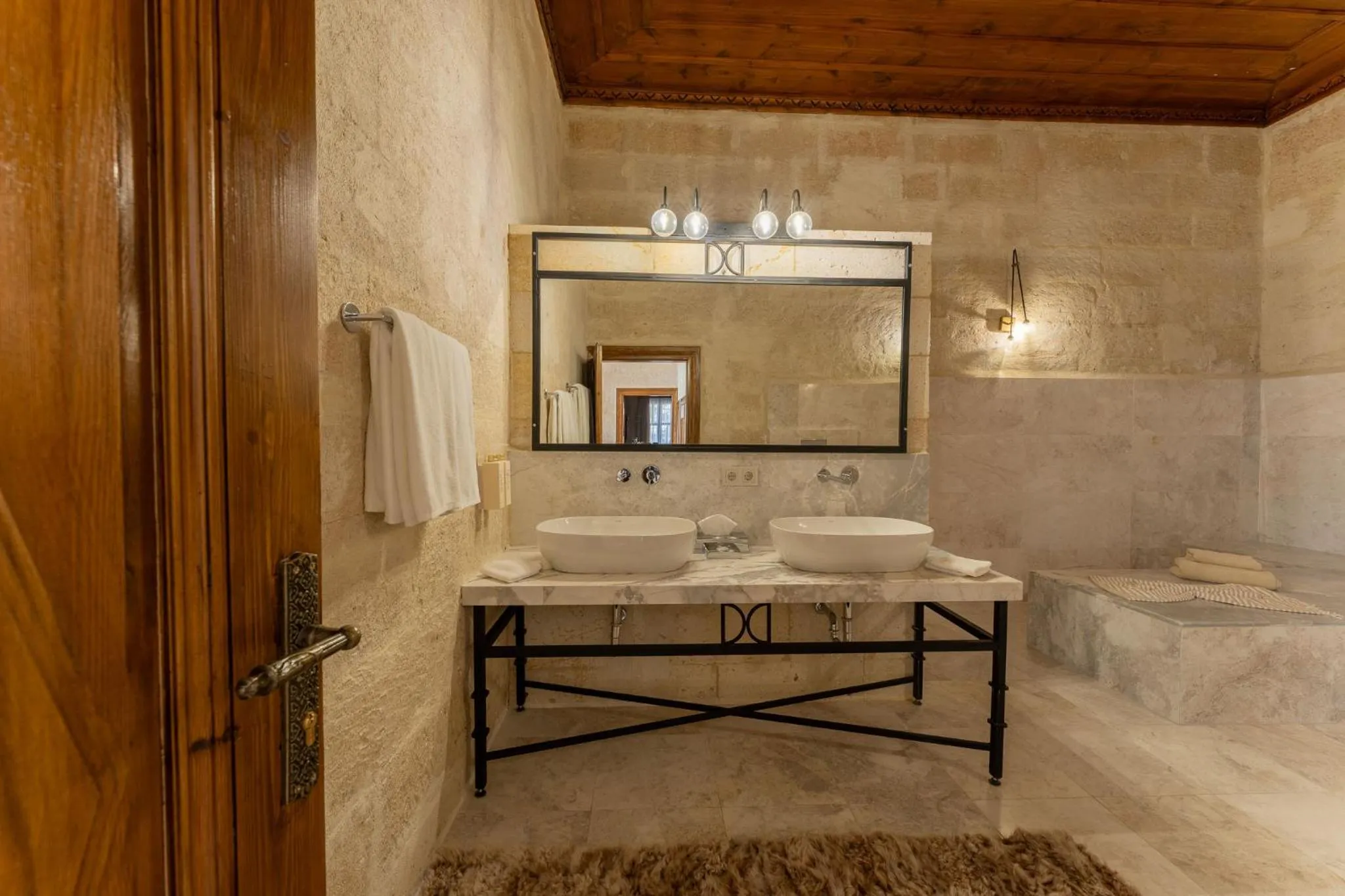 Bathroom in Asmalı Konak Cave Suites