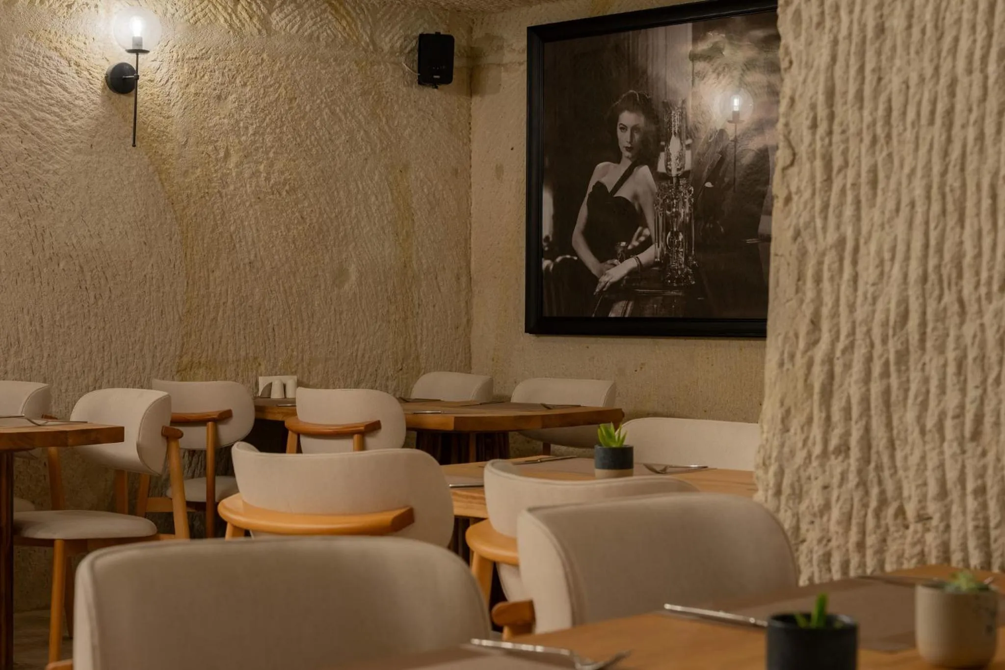 Restaurant/places to eat in Asmalı Konak Cave Suites