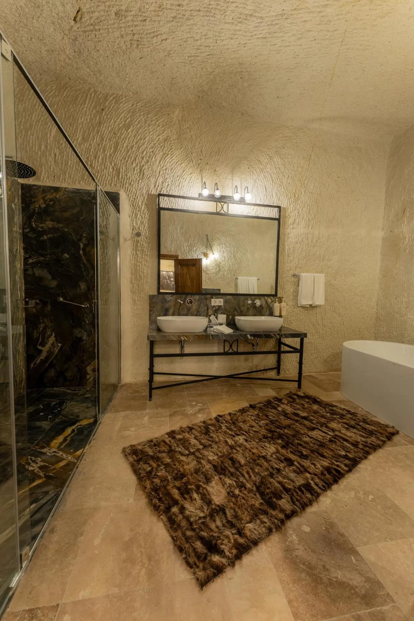 Bathroom, Bed in Asmalı Konak Cave Suites