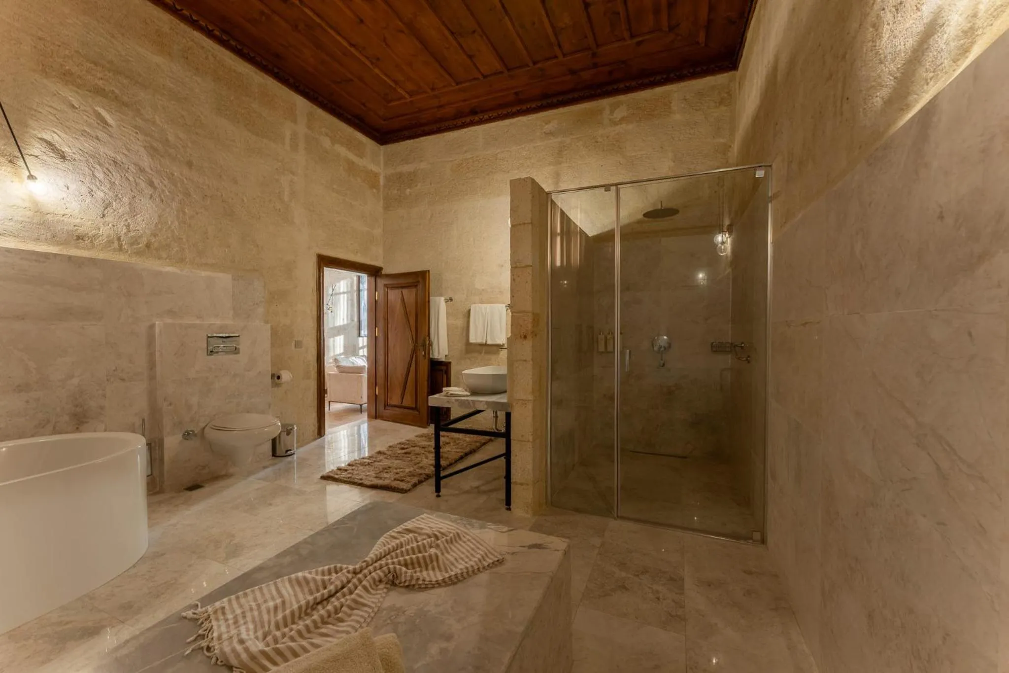 Shower in Asmalı Konak Cave Suites