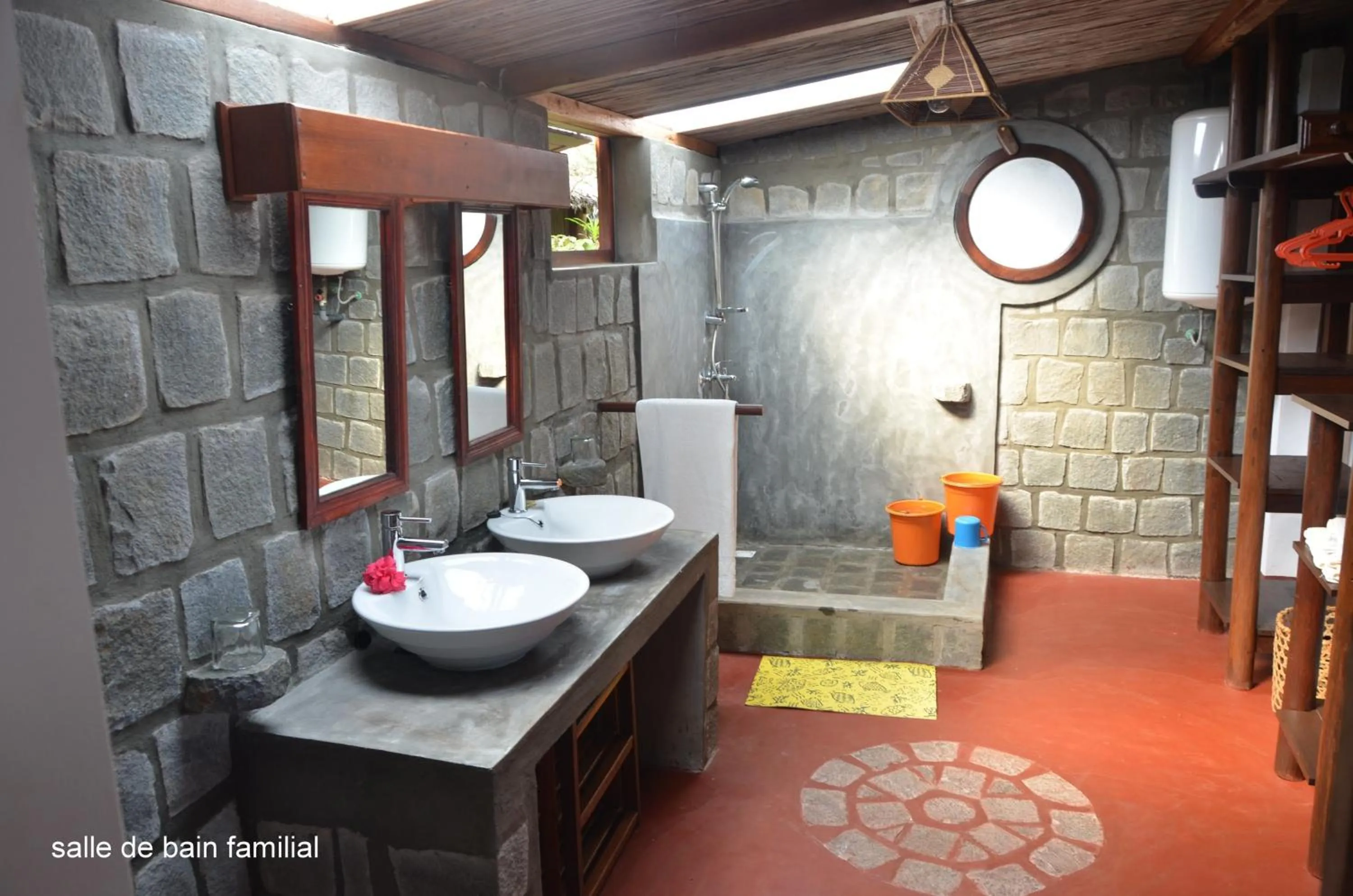 Bathroom in Libertalia Hotel