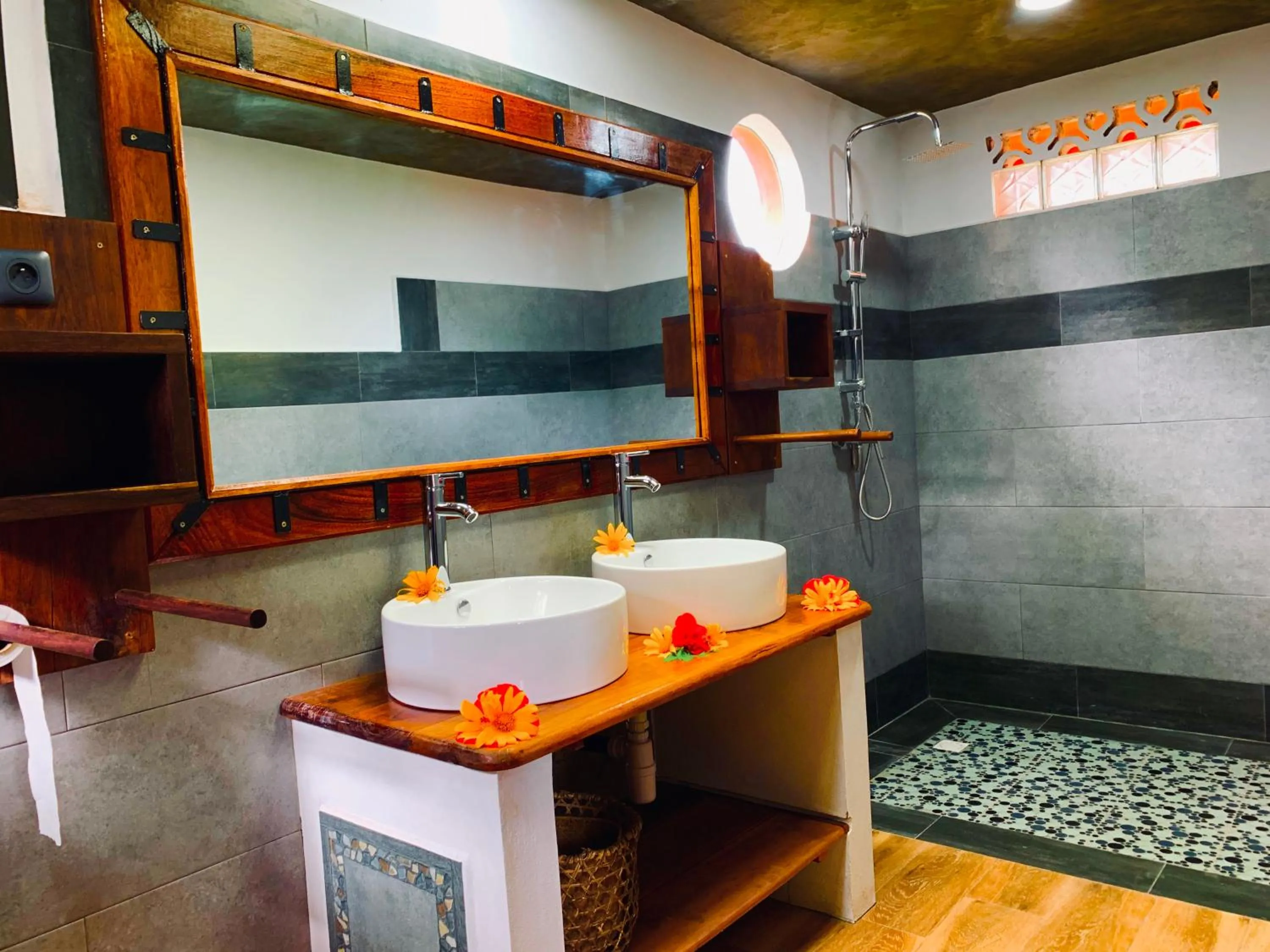 Bathroom in Libertalia Hotel