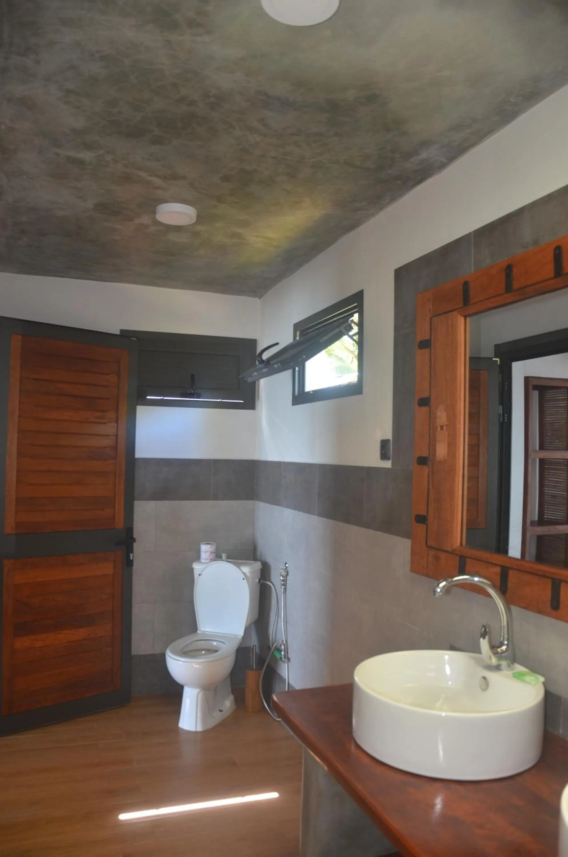 Bathroom in Libertalia Hotel