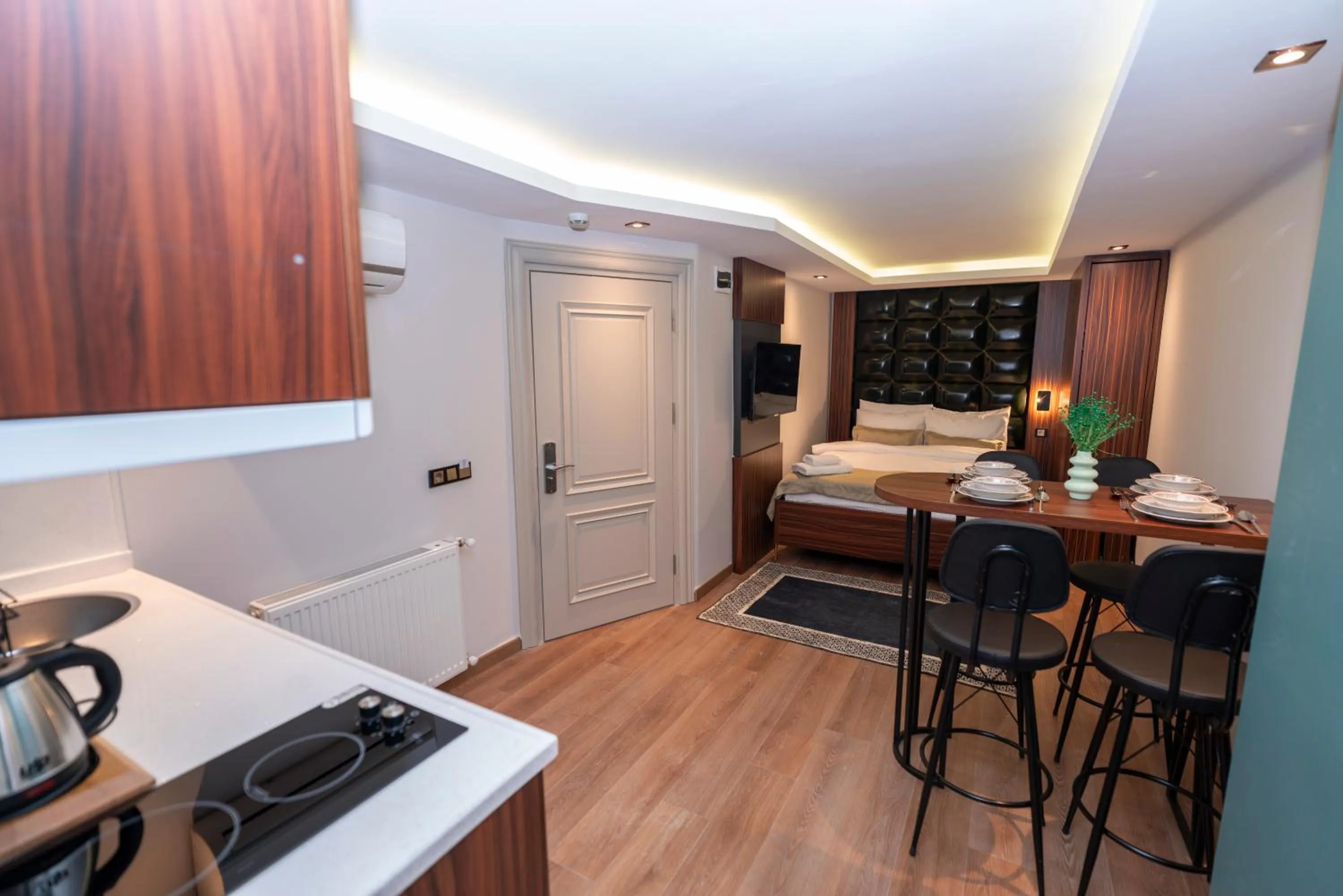 Kitchen or kitchenette in THE MUA LUXURY HOMEs