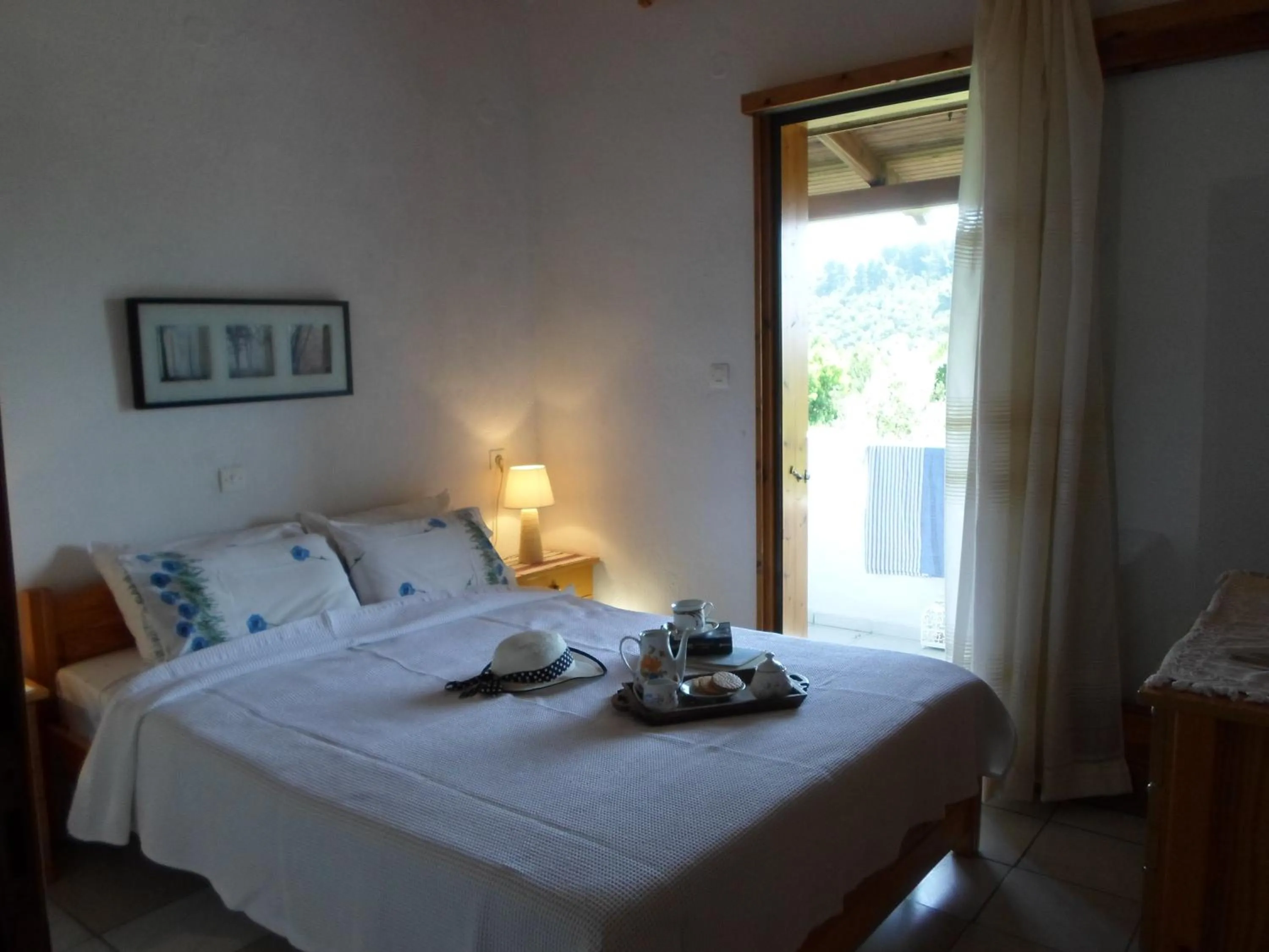 Bozelia Apartments