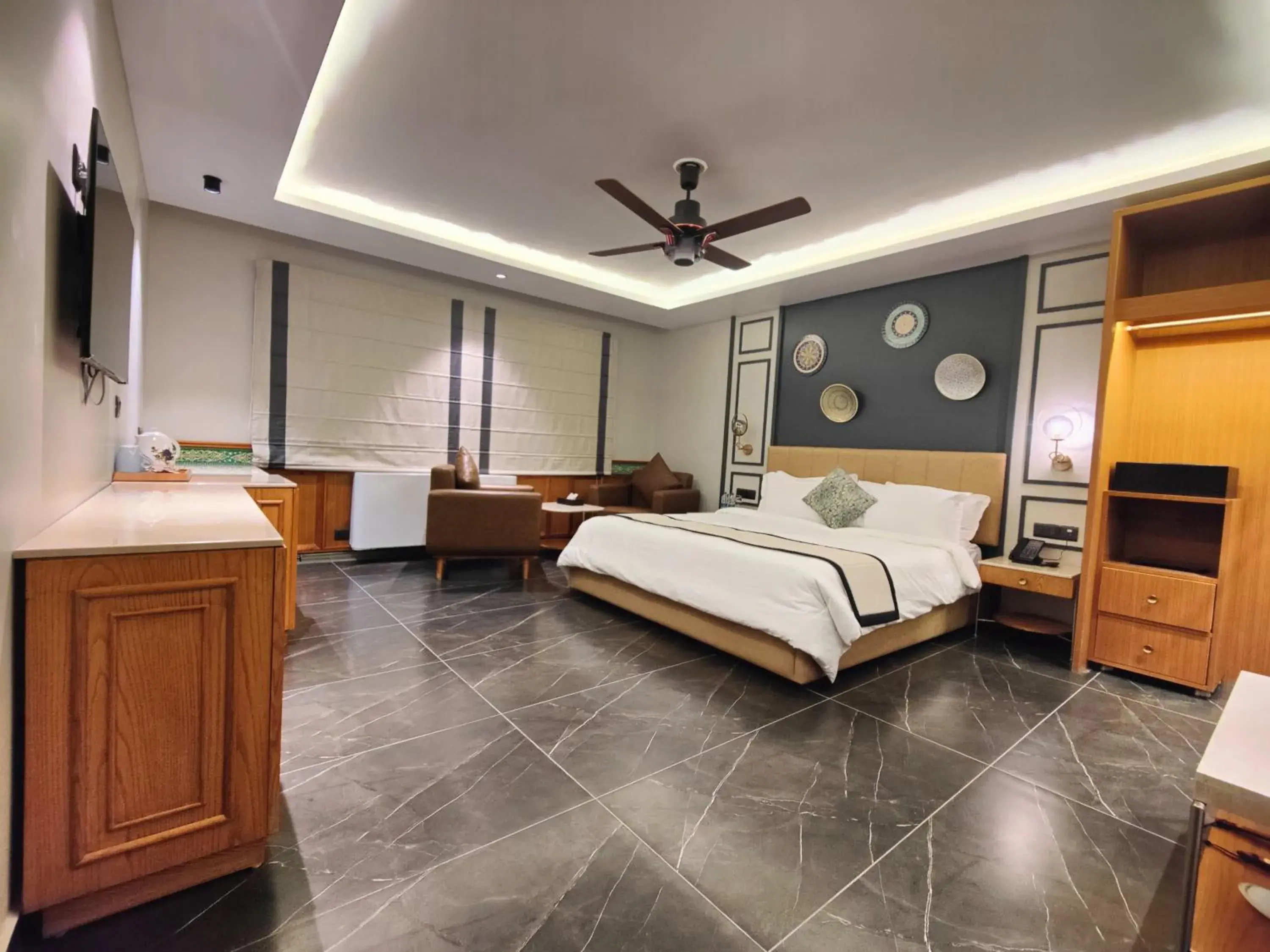 Superior King Room in The Vale Lodge Superior King Room in The Vale Lodge