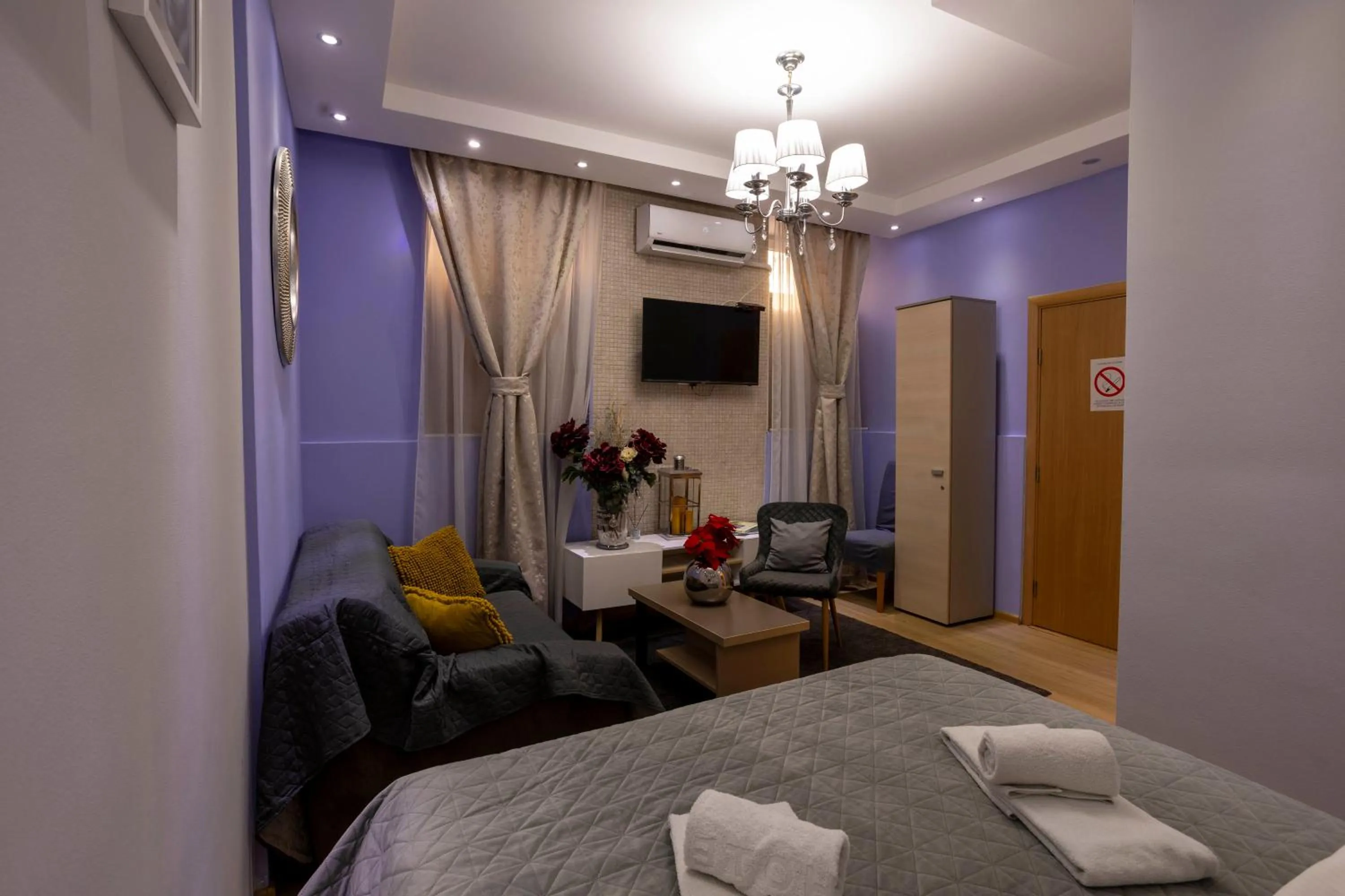 Seating area, Bed in Bed & Breakfast Garden40