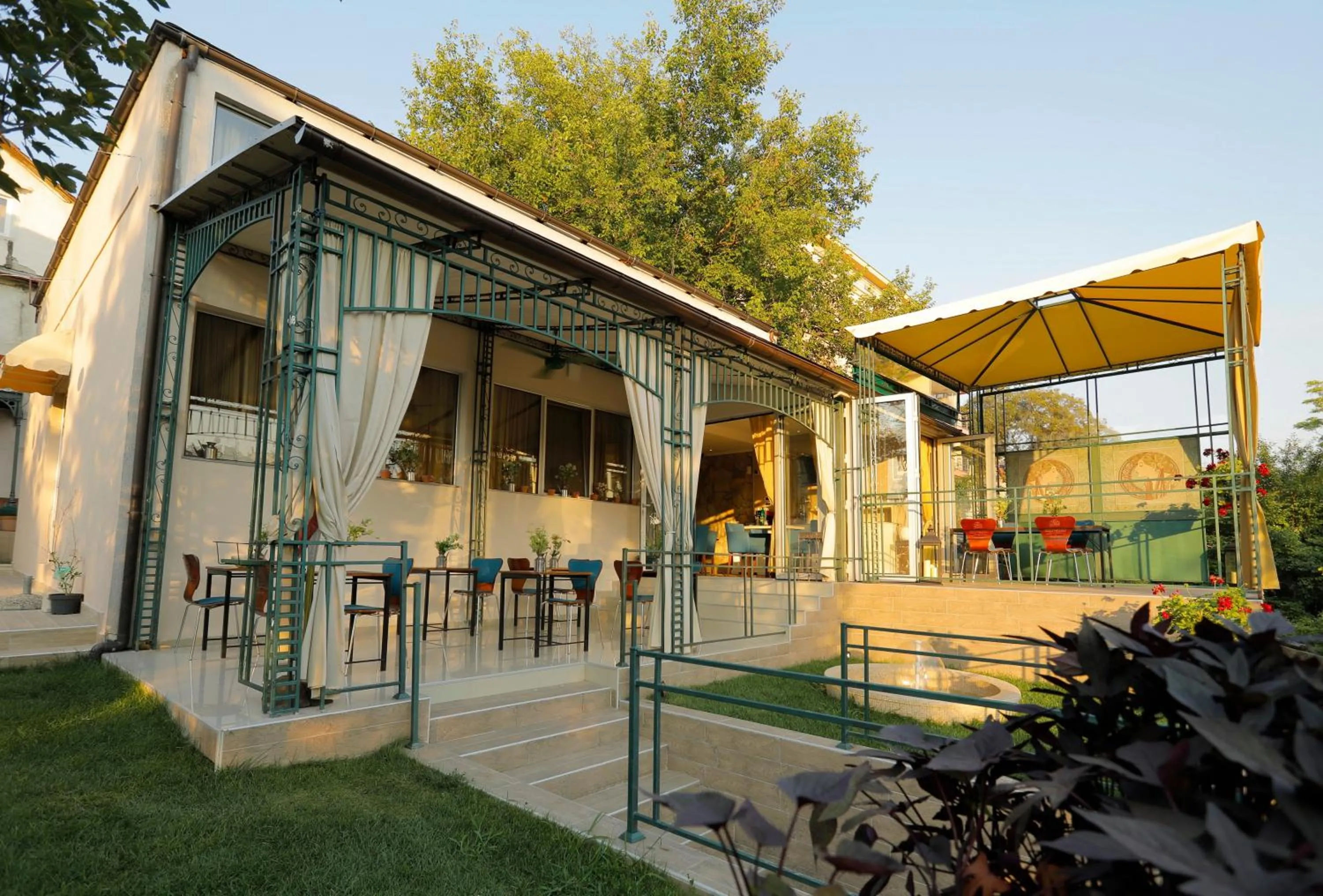 Garden in Bed & Breakfast Garden40