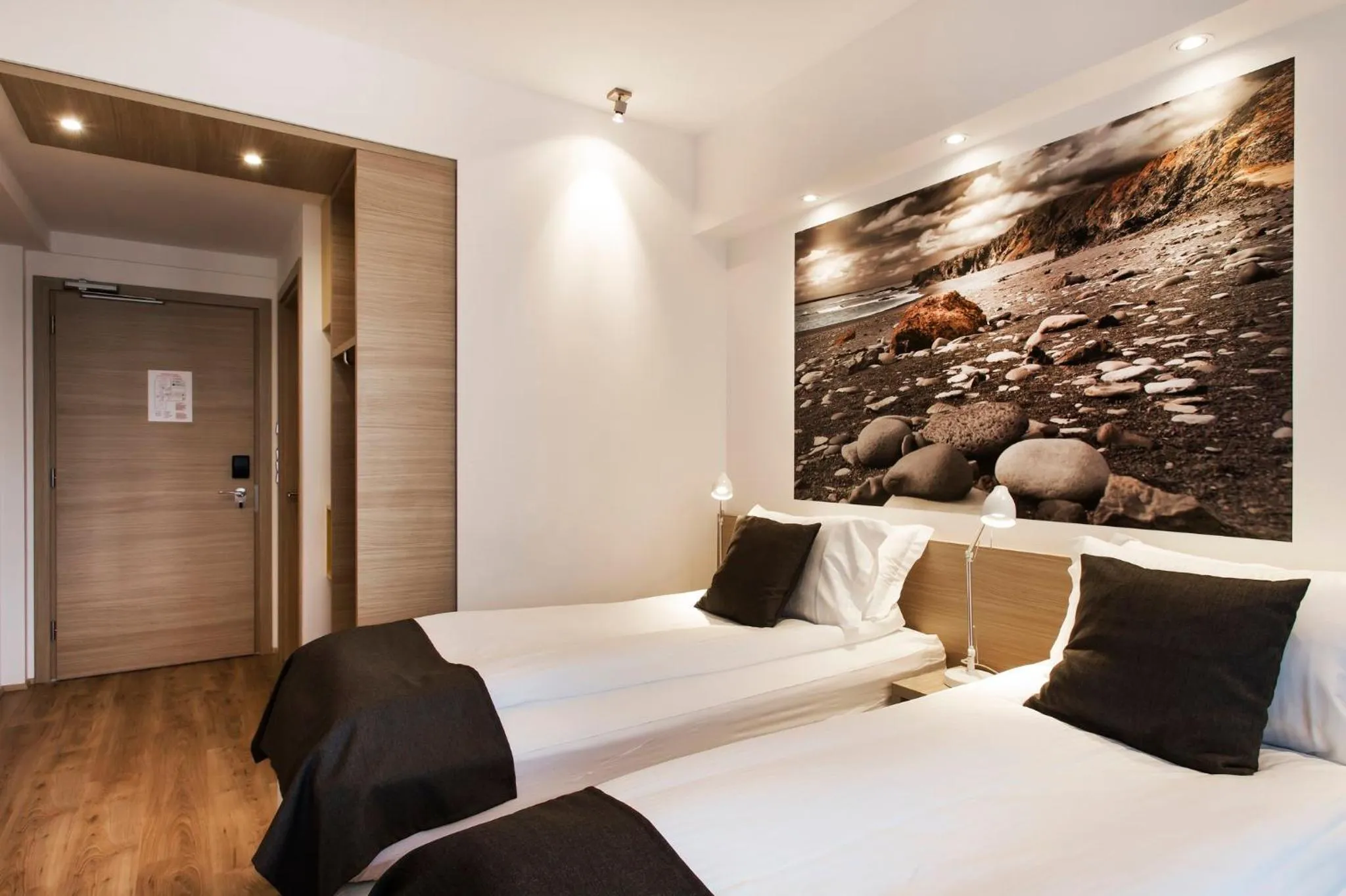 Bedroom, Bed in Storm Hotel by Keahotels