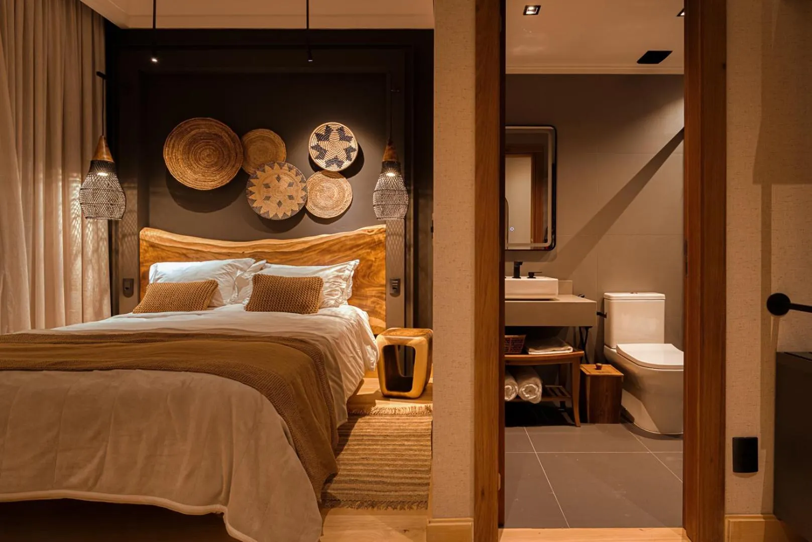 Bathroom, Bed in Mater Hotel